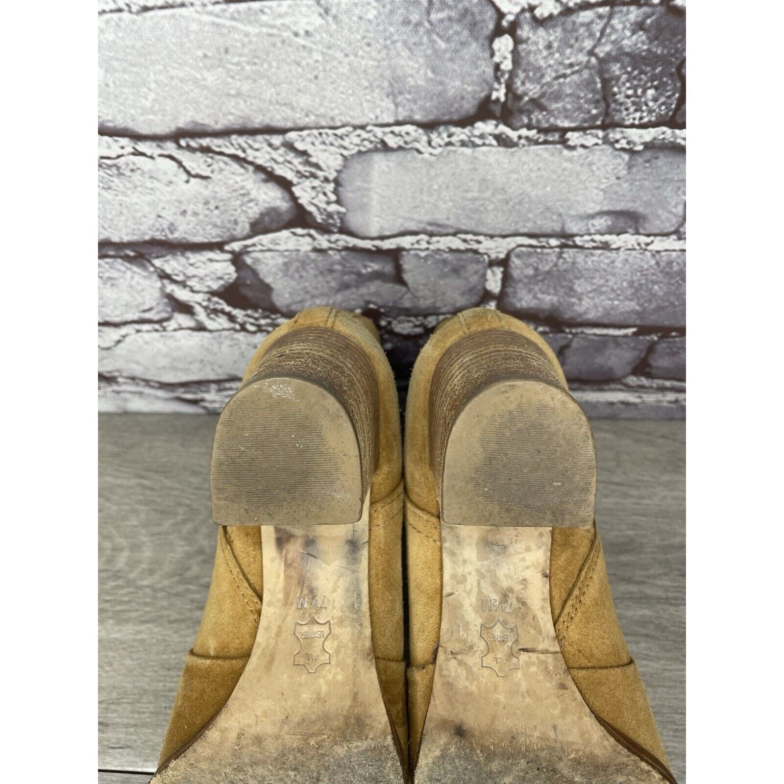 Tory Burch Tory Burch Tan Suede Leather Side Zipper High Heel Booties W Size US 7.5 / IT 37.5 - 19 Thumbnail