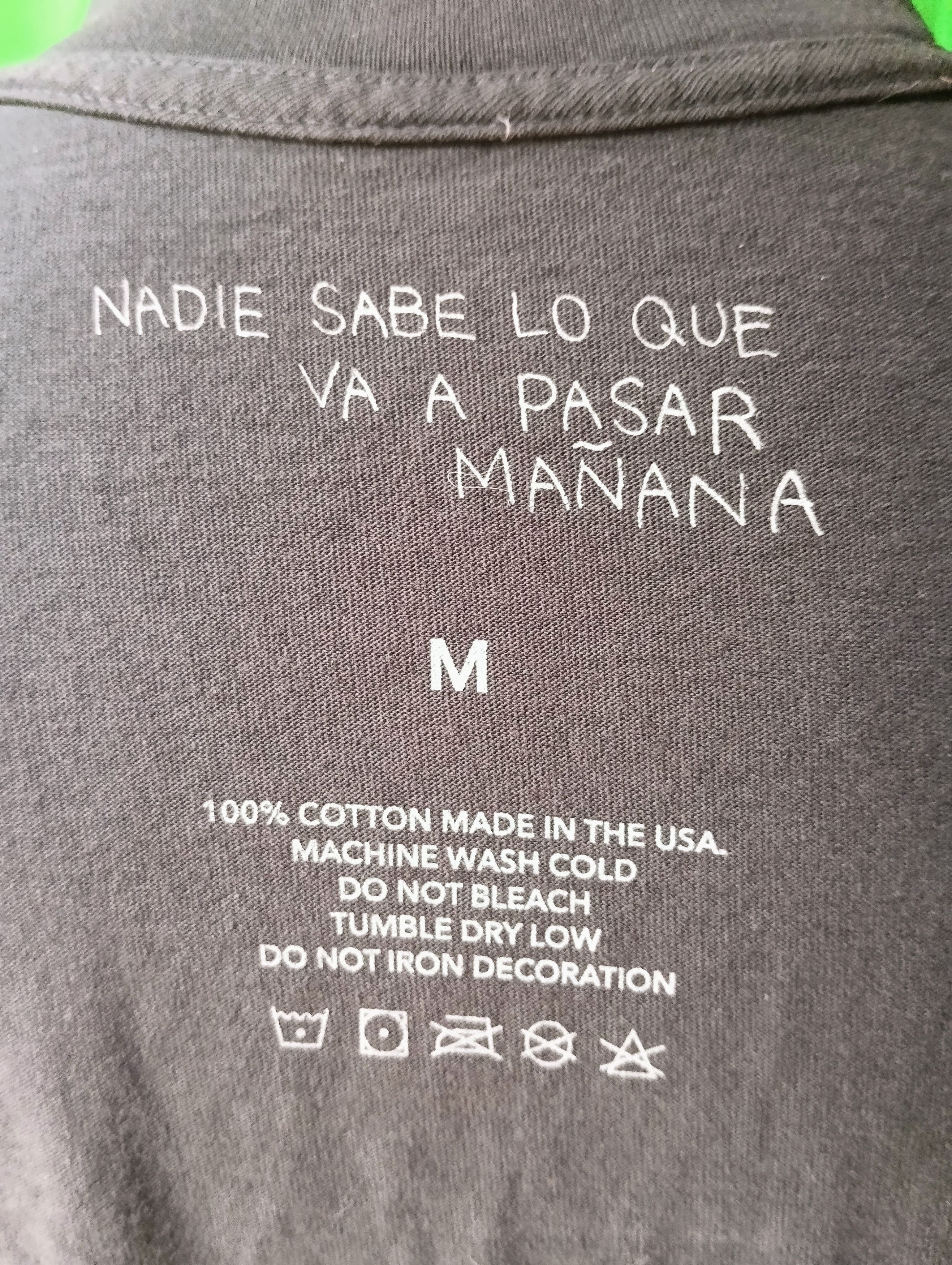 Other Bad Bunny Most Wanted Tour 2024 "Gracias Por Nada" Tee Size US M / EU 48-50 / 2 - 5 Thumbnail