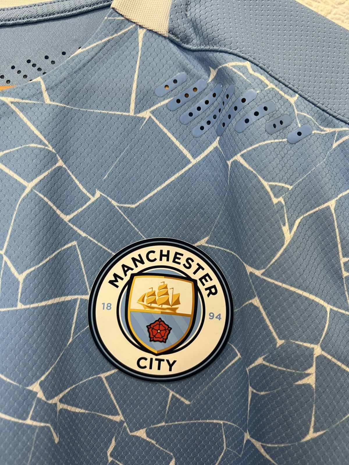 Puma STERLING Player Issue Puma Manchester City 2020/2021 Home Size US L / EU 52-54 / 3 - 7 Thumbnail