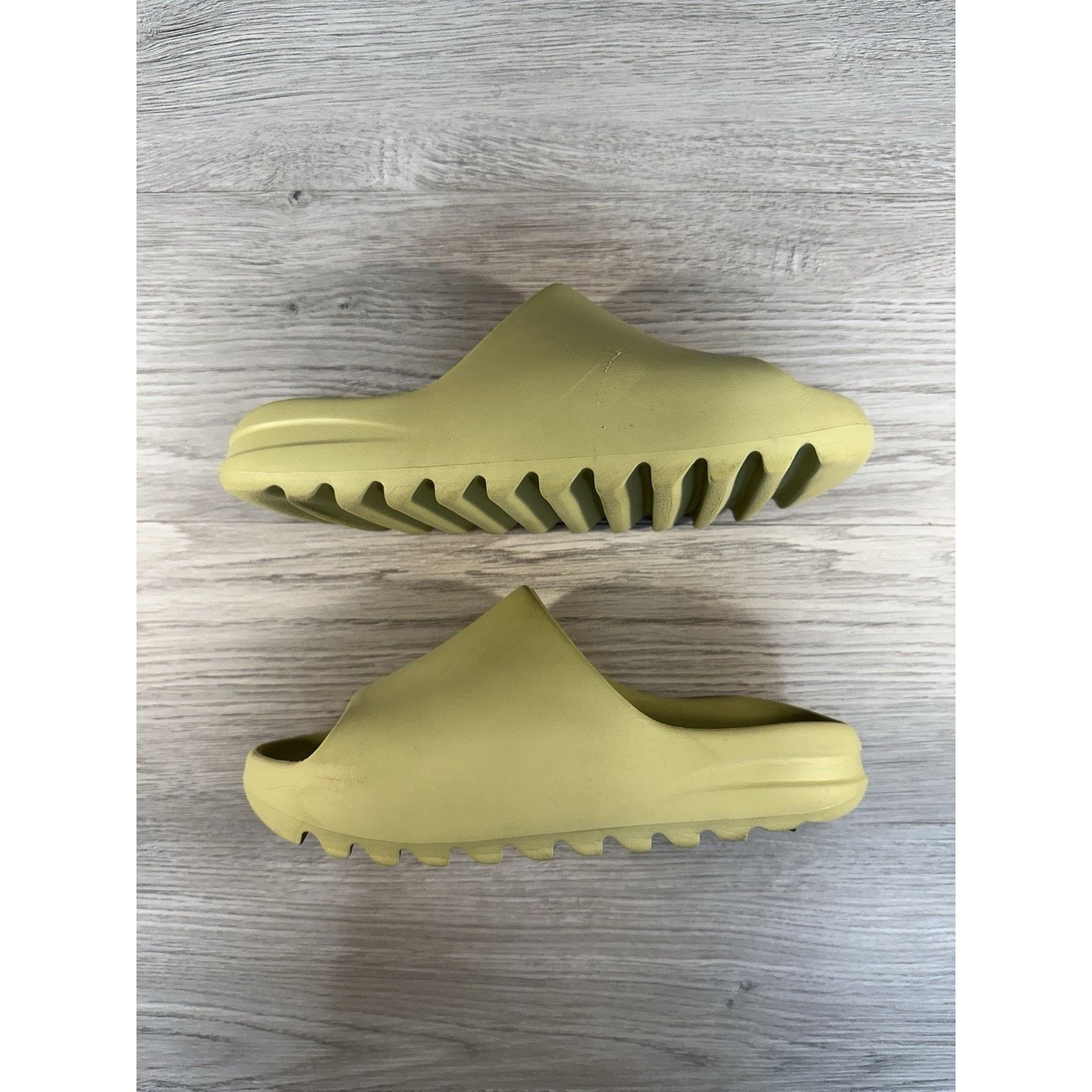 Adidas × Yeezy Adidas Yeezy Slide Resin - Size 7 Size US 7 / EU 40 - 2 Thumbnail