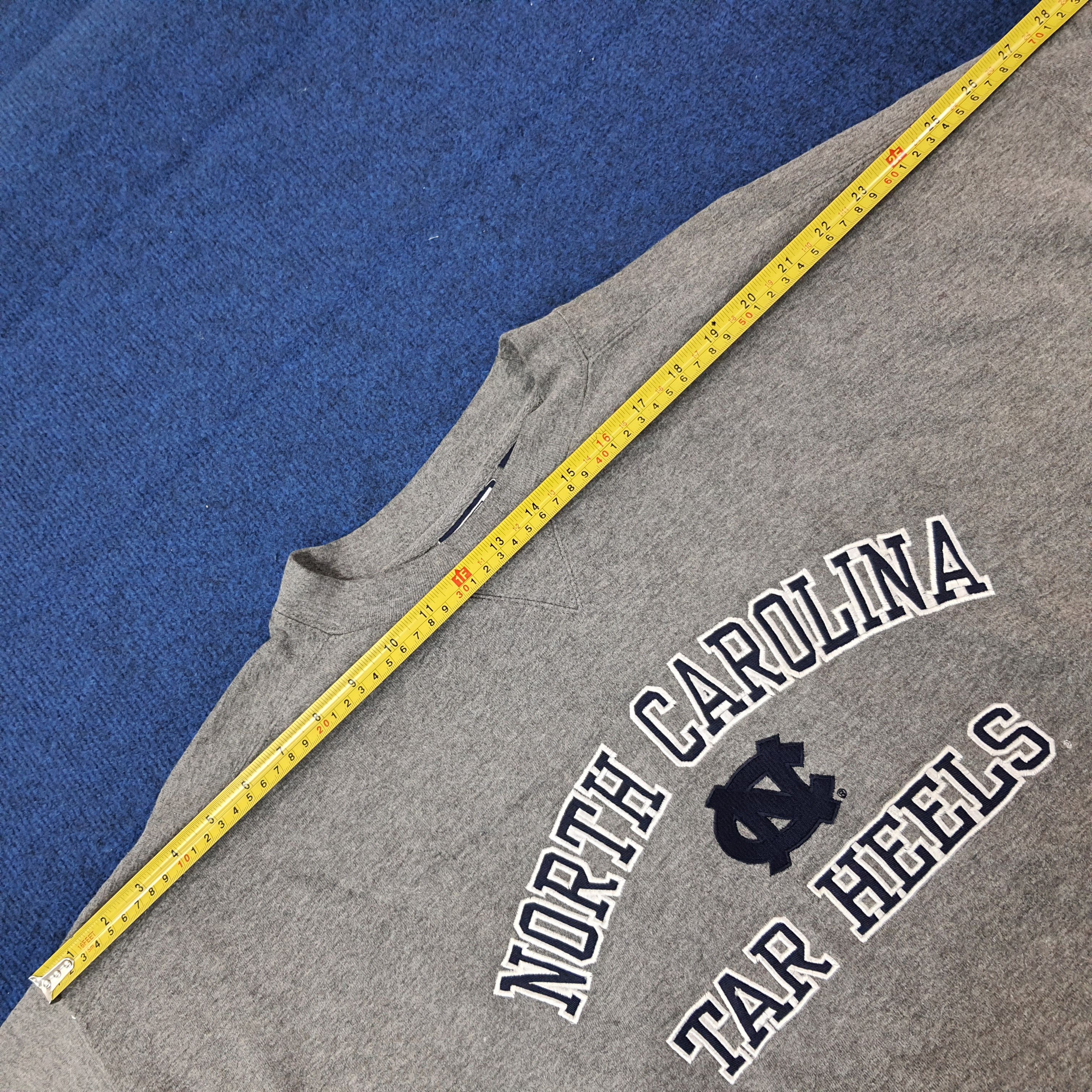 Vintage Vintage North Carolina Tar Heels NC Sweatshirt C251N14 Size US XXL / EU 58 / 5 - 9 Thumbnail