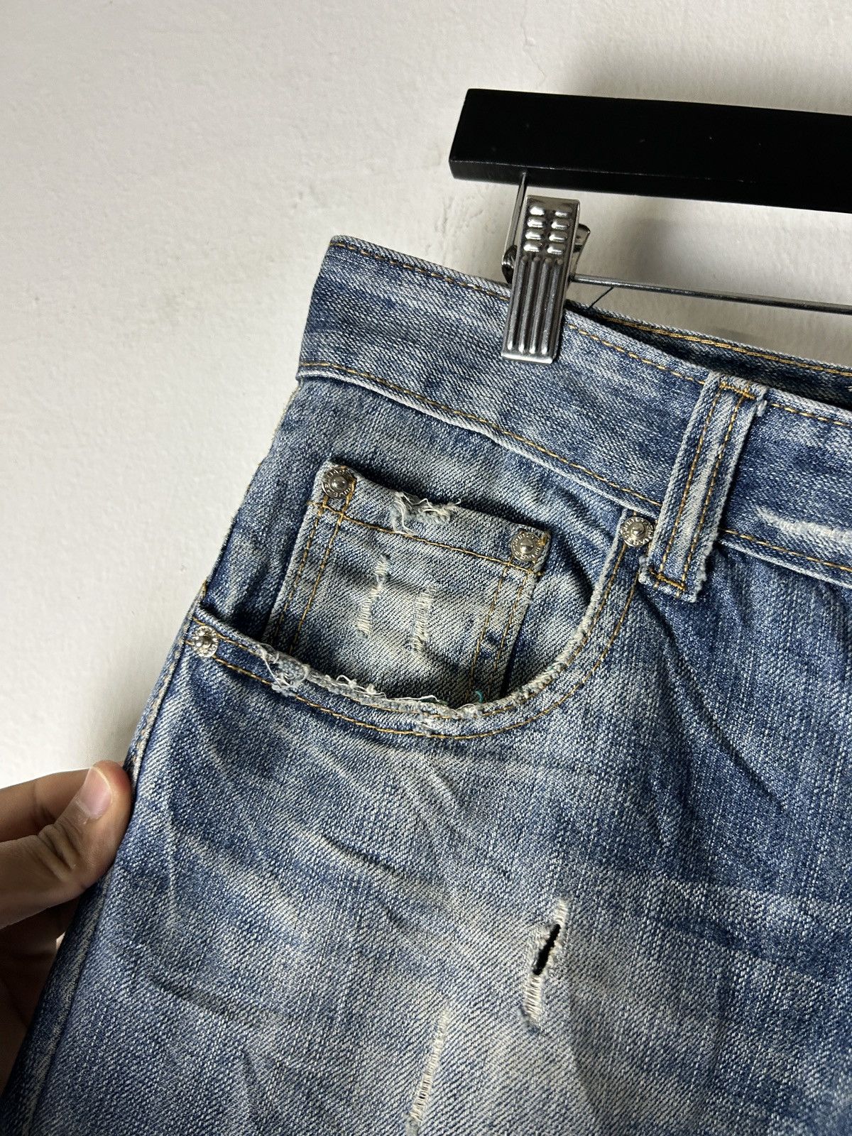 Dsquared2 Dsquared2 stonewash distressed jeans Size US 33 - 6 Thumbnail