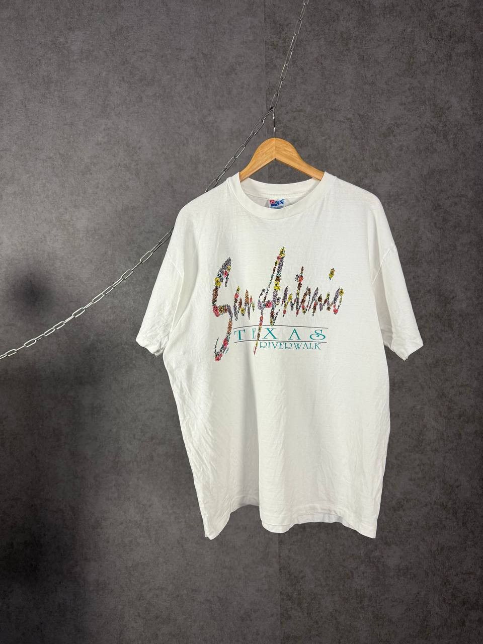 Vintage San Antonio Texas 1993 made in USA hanes vintage tee Size US XL / EU 56 / 4 - 1 Thumbnail