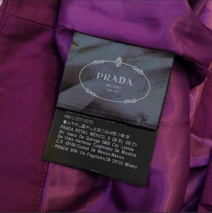 Prada Prada milano italy short pants luxury Size US 29 - 4 Thumbnail