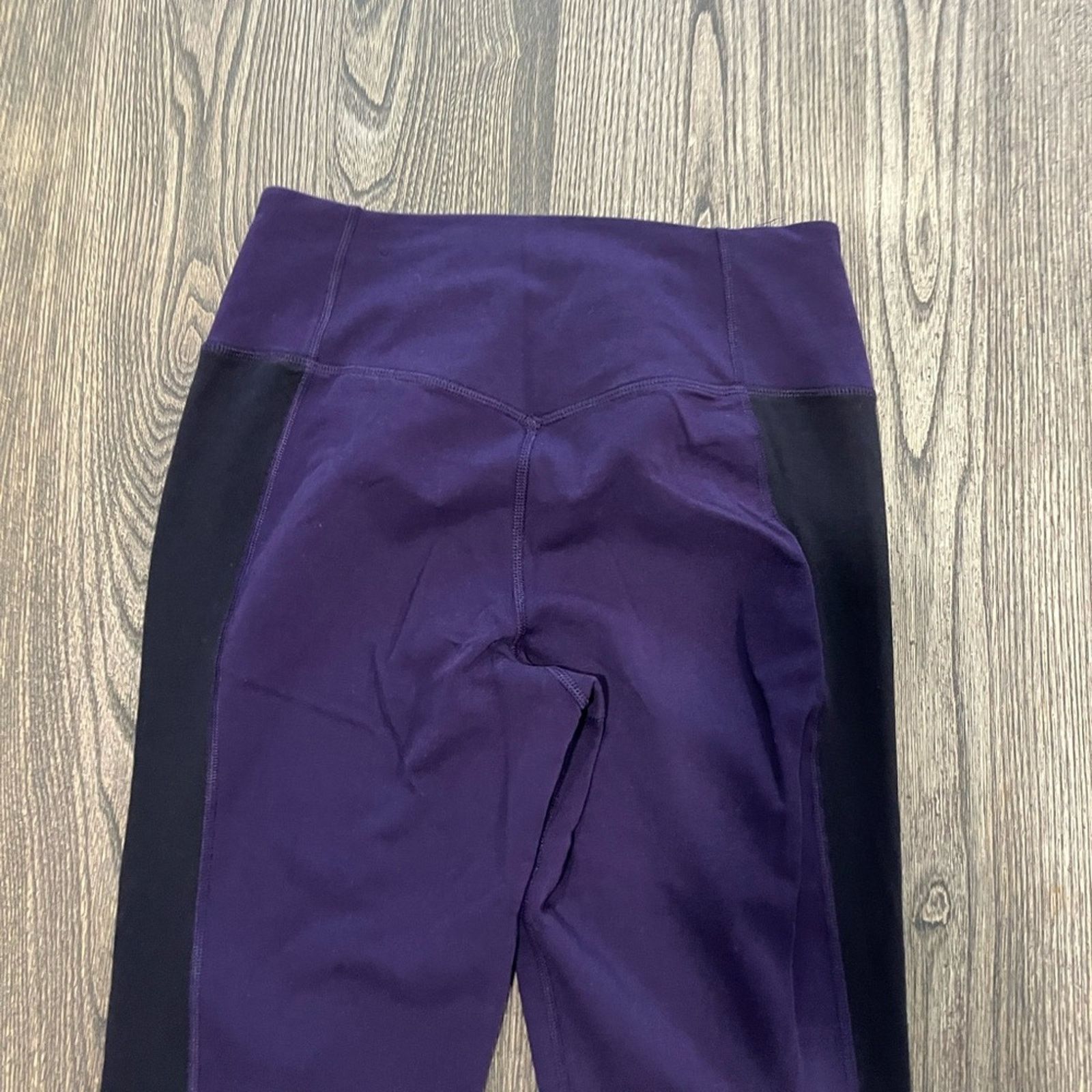 Nike Nike Pants Dri Fit Leggings Mid Rise Athletic Cropped Size M Size 27" / US 4 / IT 40 - 6 Thumbnail