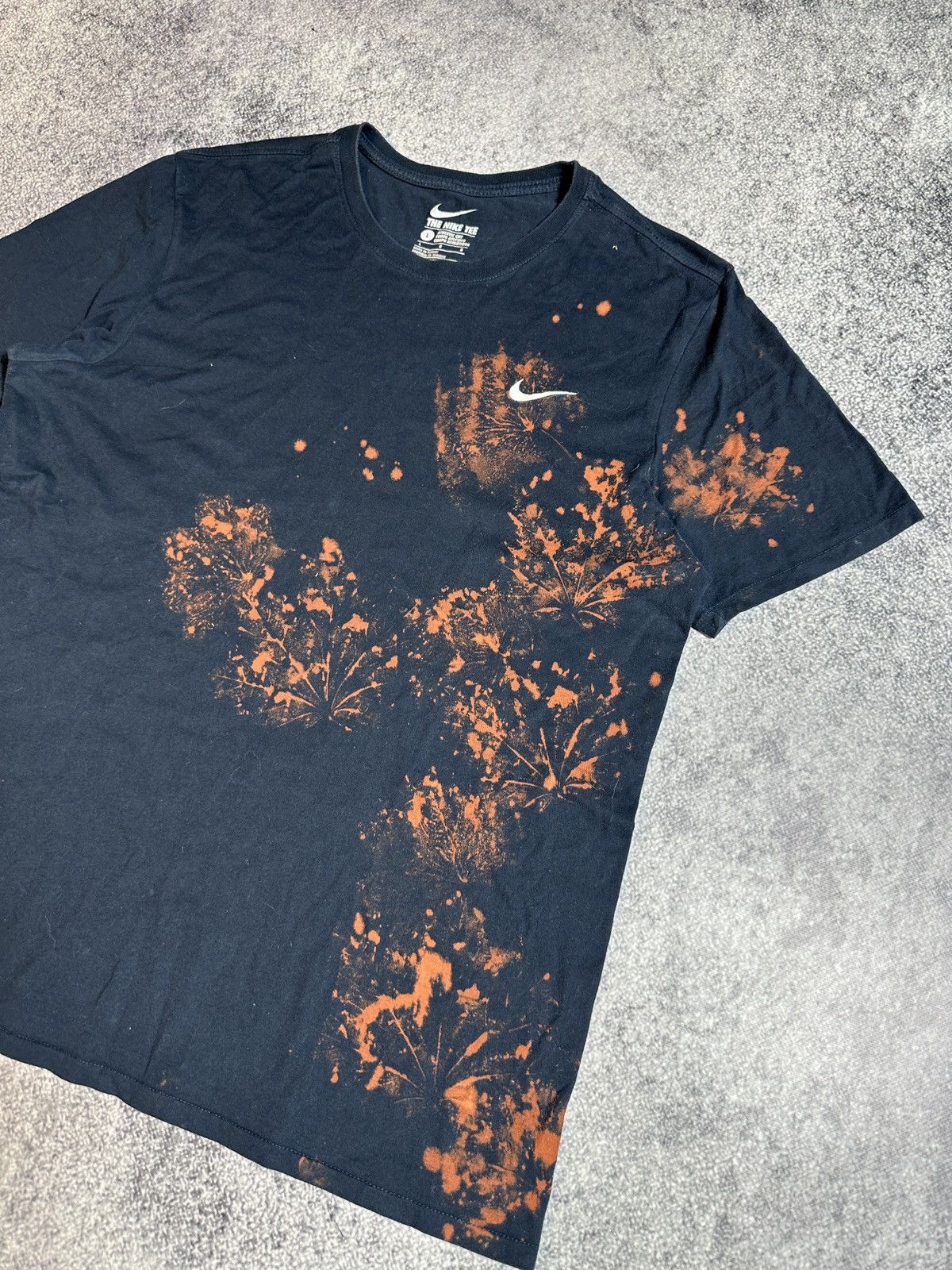 Nike Vintage Nike T-shirt Avant Garde Custom Style Streetwear VTg Size US L / EU 52-54 / 3 - 2 Thumbnail