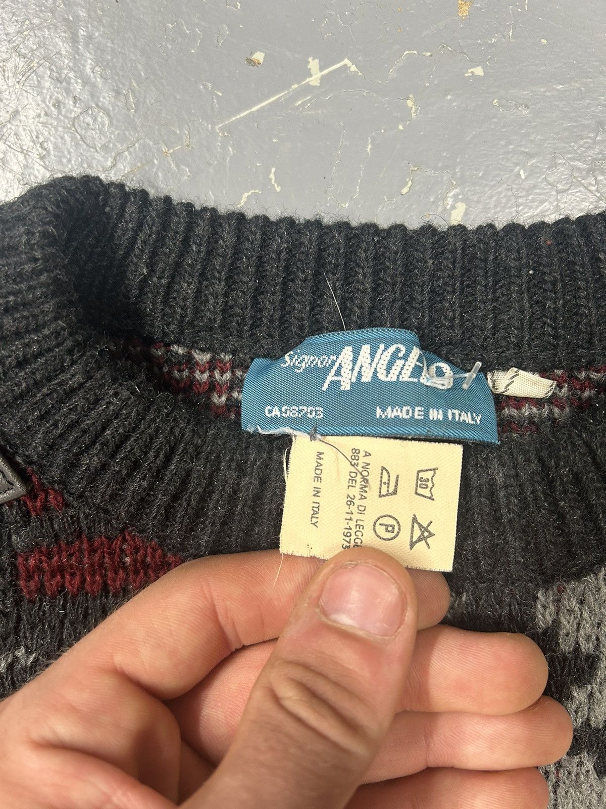 Vintage Crazy Vintage 90s Essential Grey/Red Pullover Knit Sweater Size US XL / EU 56 / 4 - 2 Thumbnail