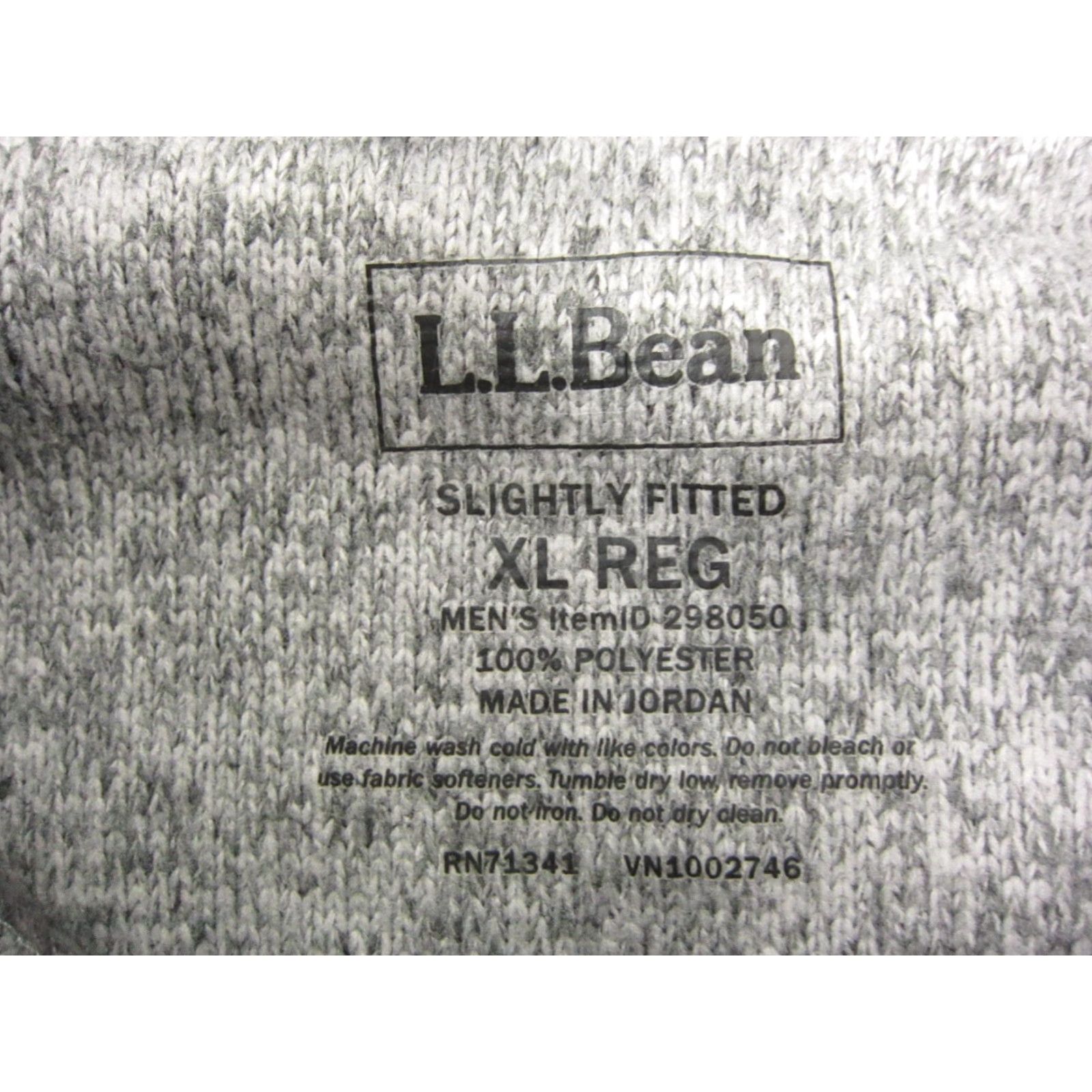 Vintage LL Bean Sweater Mens XL Gray Wool Polyester Fleece 1/4 Snap Button Slightly Fitted Mock Neck Pullover Regular Fit Vintage: No 90s Outdoor Preppy Mens Size US XL / EU 56 / 4 - 4 Thumbnail