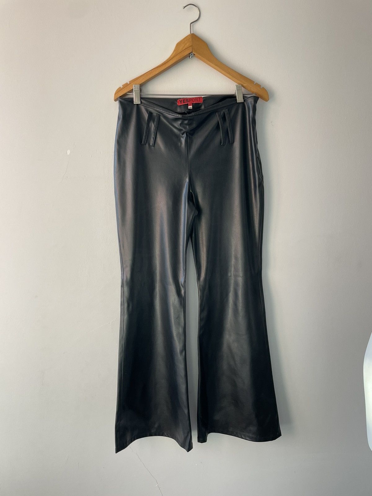 Vintage Vintage vegan leather trousers Size 26" / US 2 / IT 38 - 4 Thumbnail