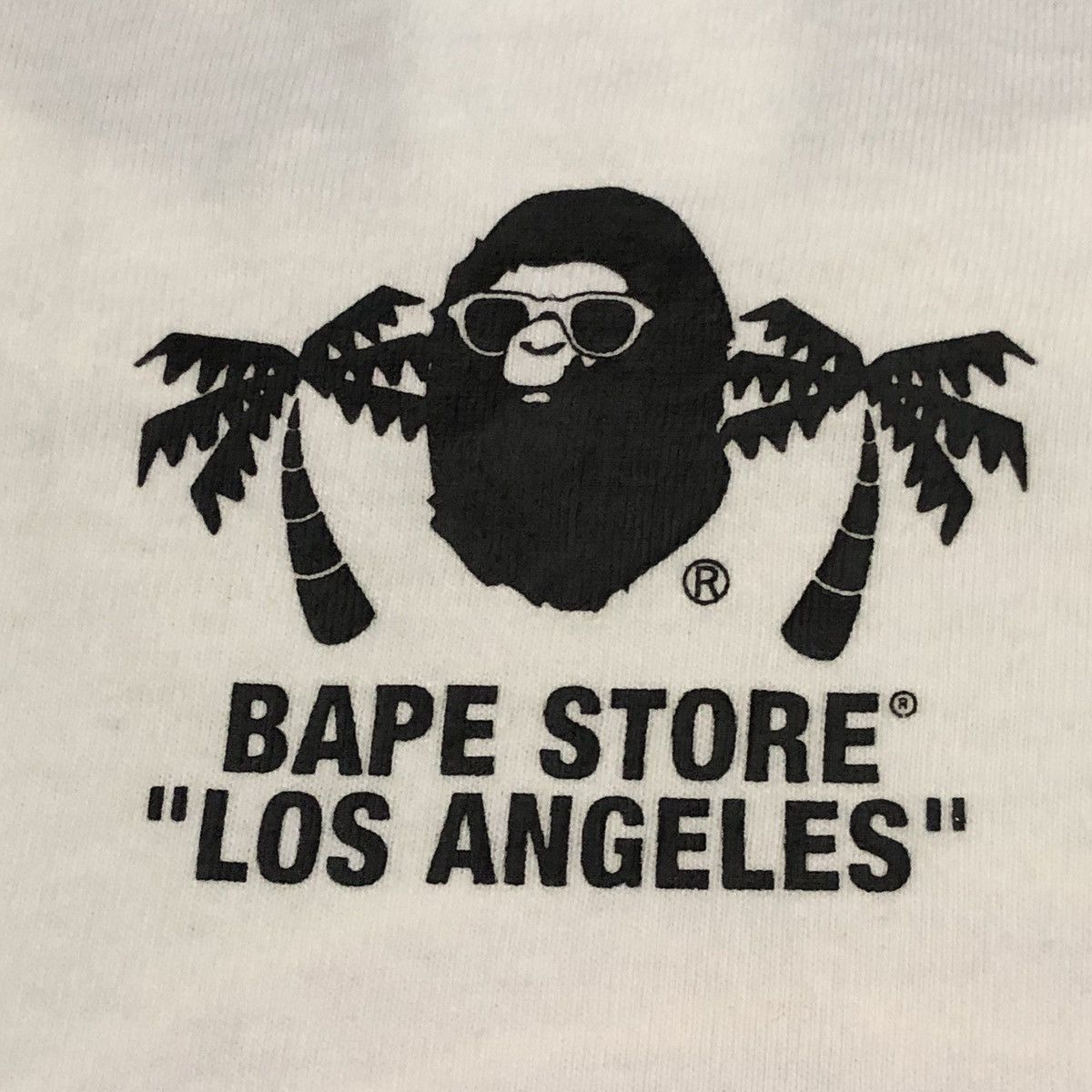 Bape Bape Store Los Angeles Busy Works Tee Size US S / EU 44-46 / 1 - 4 Thumbnail
