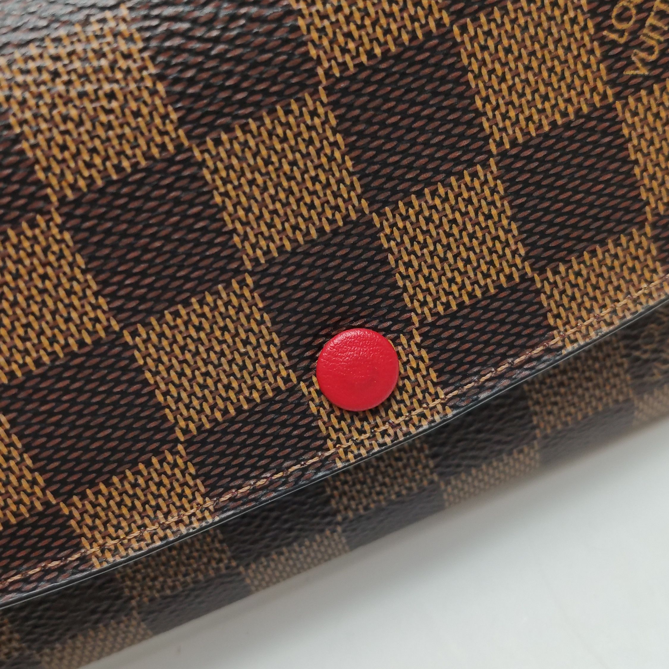 Louis Vuitton Louis Vuitton (LV) Emilie leather checkerboard snap wallet Size ONE SIZE - 7 Thumbnail
