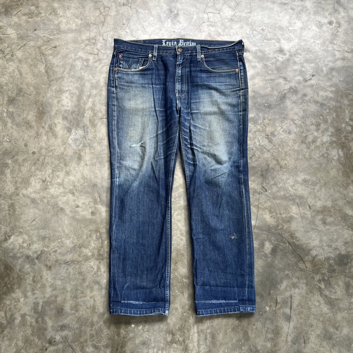 Levi's Vintage Levi’s Distressed Jeans Size US 38 / EU 54 - 1 Thumbnail