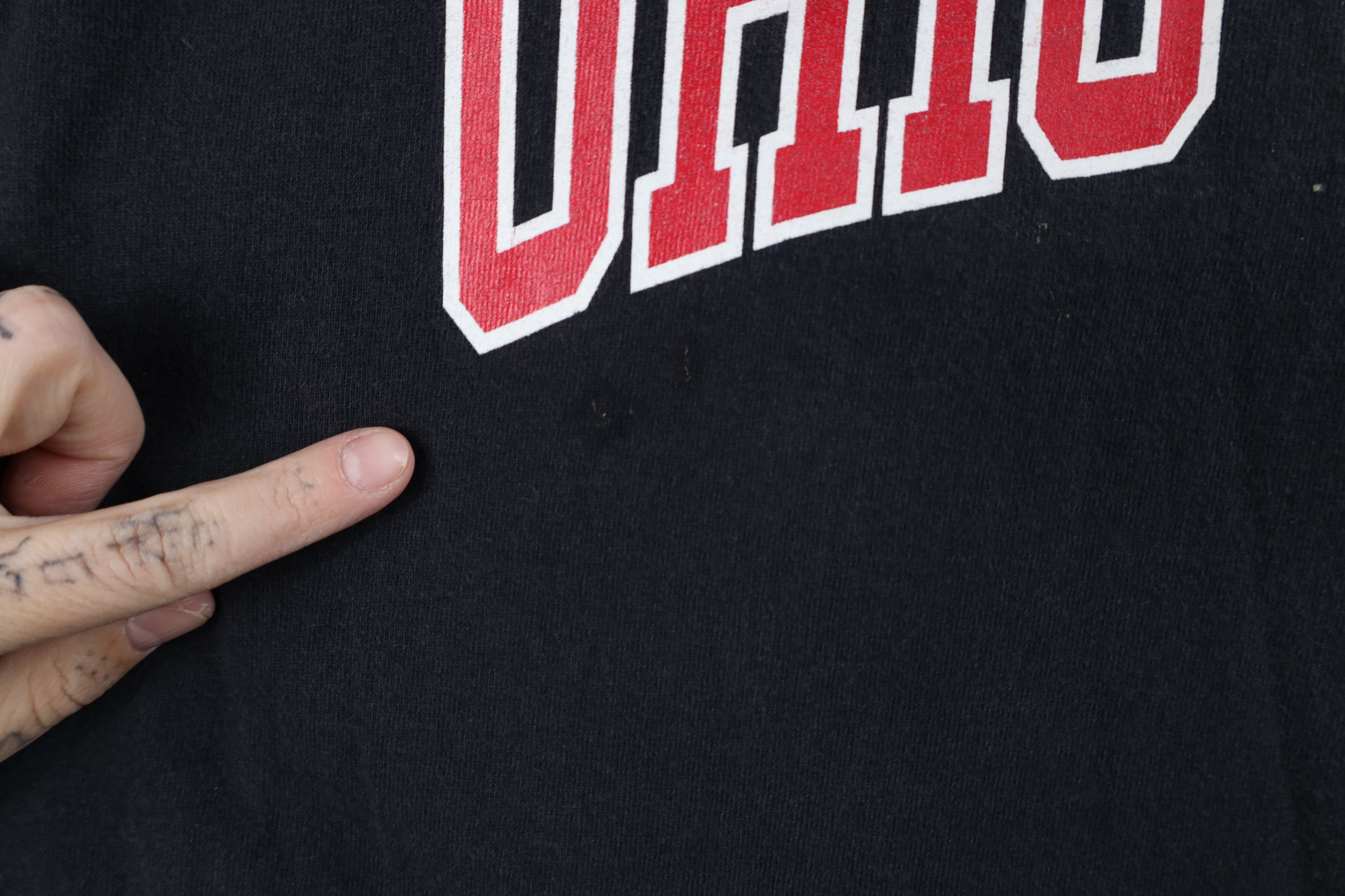 Vintage Vintage 90s Ohio State University Long Sleeve T-Shirt Black Size US XL / EU 56 / 4 - 6 Thumbnail