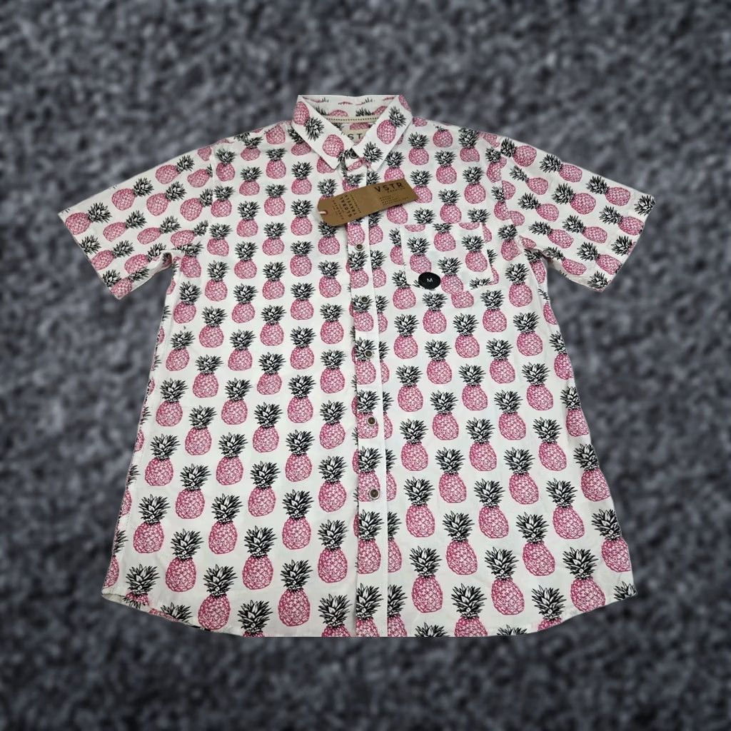 Vintage VSTR Premium Short Sleeve Button Up Shirt Pineapples M Men Black/White/Pink Hawaiian Button-Up Casual, Travel, Party Cotton NWT Size US M / EU 48-50 / 2 - 1 Thumbnail