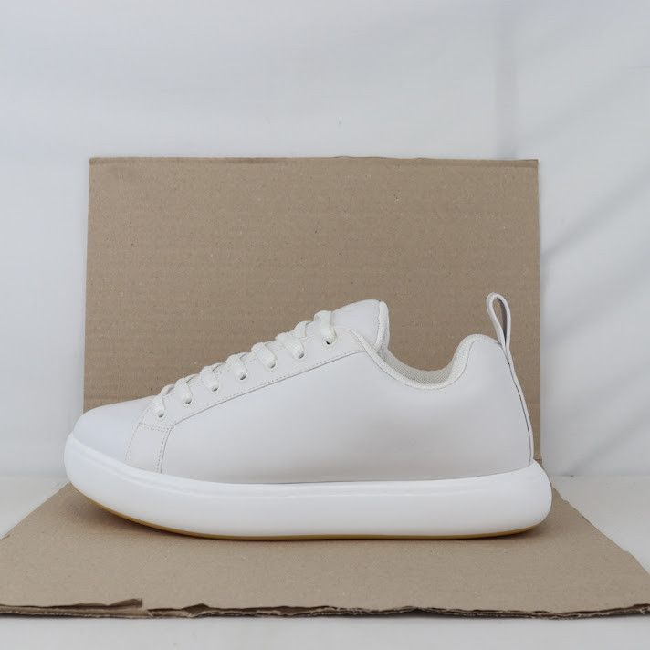 Bottega Veneta o1rshd1 Tennis Calf Rubber Sole Sneaker in Optic White Size US 12 / EU 45 - 2 Thumbnail