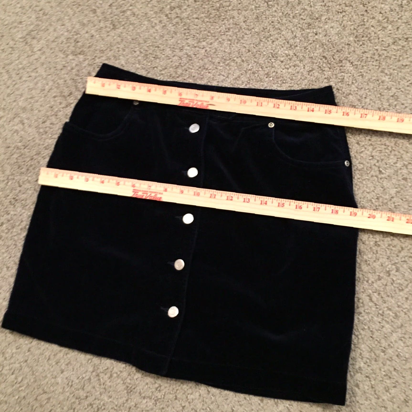 Liz Claiborne Liz Claiborne Skirt Knee Length Women 10 Blue Velour Pockets A-Line Unlined Cotton Velour Casual Navy Blue Size 32" / US 10 / IT 46 - 2 Thumbnail