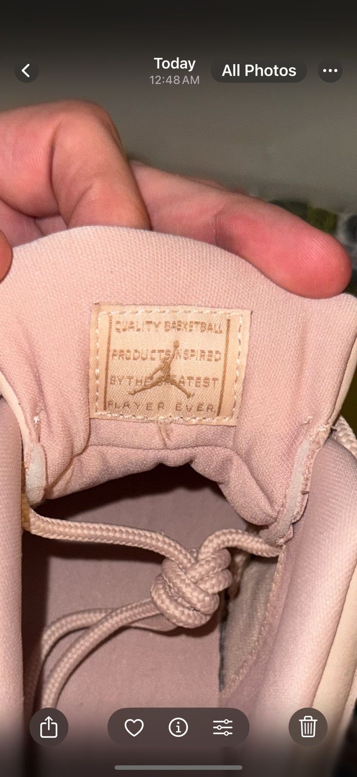 Jordan Brand Jordan 11 Low Rose Gold Size US 7.5 / IT 37.5 - 7 Thumbnail