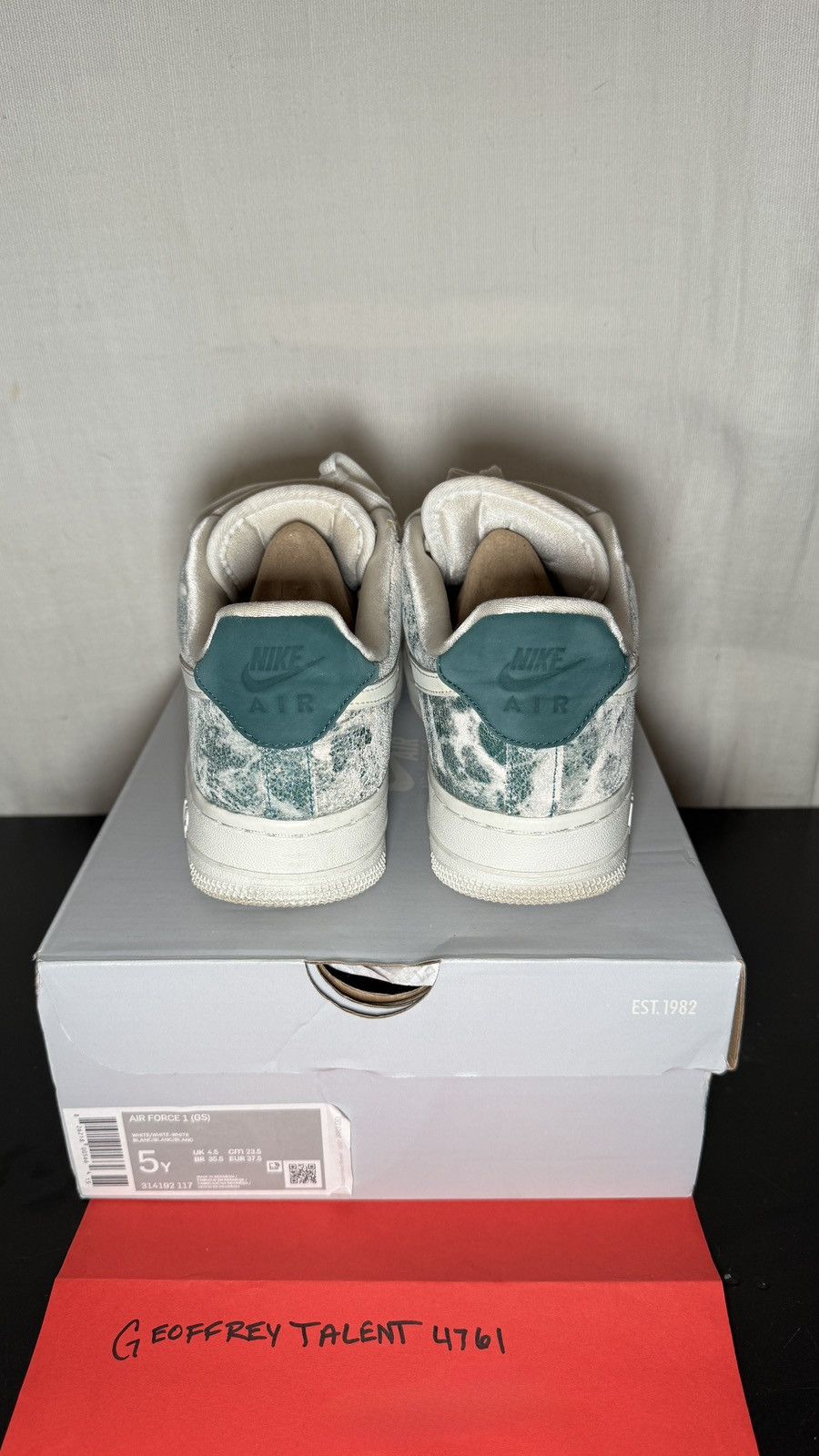 Nike Nike Air Force 1 Low “Marble” / White Grey Pattern (GS Sz 5) Size US 6.5 / IT 36.5 - 3 Thumbnail