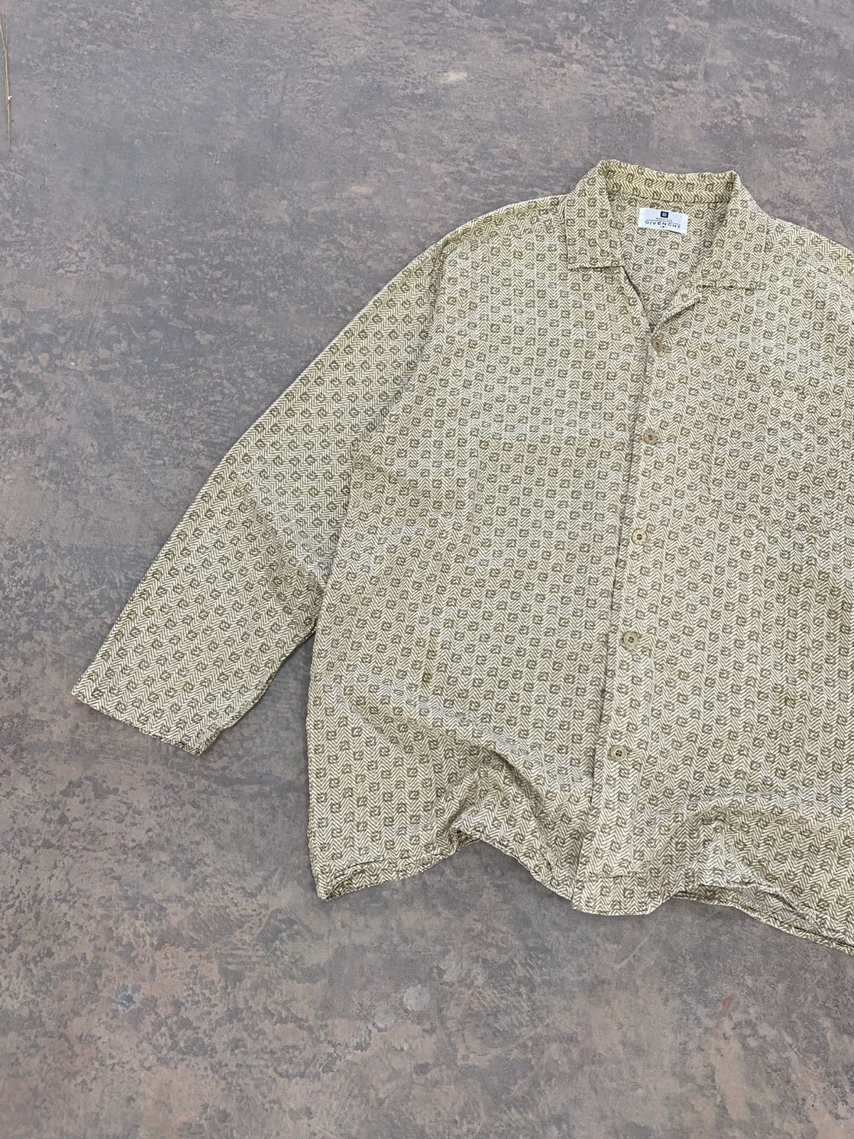 Givenchy CHIEF QUXIOTE Size US L / EU 52-54 / 3 - 4 Thumbnail