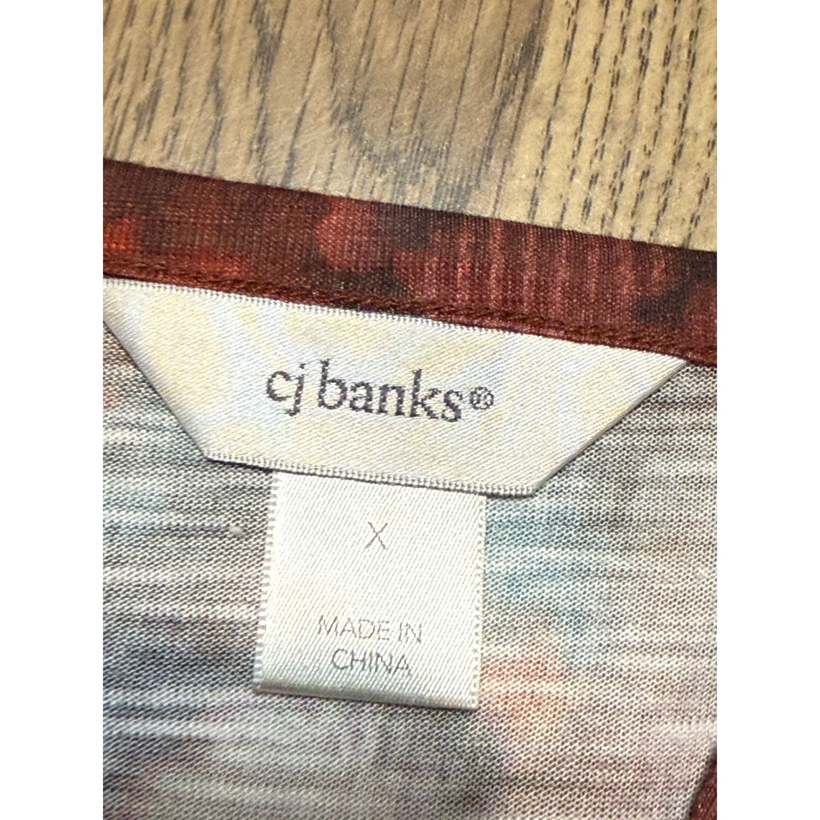 Vintage CJ Banks Shirt Women's 1X V-Neck 3/4 Sleeve T-Shirt Casual Red Orange Blue Black Satin? Size XL / US 12-14 / IT 48-50 - 5 Thumbnail