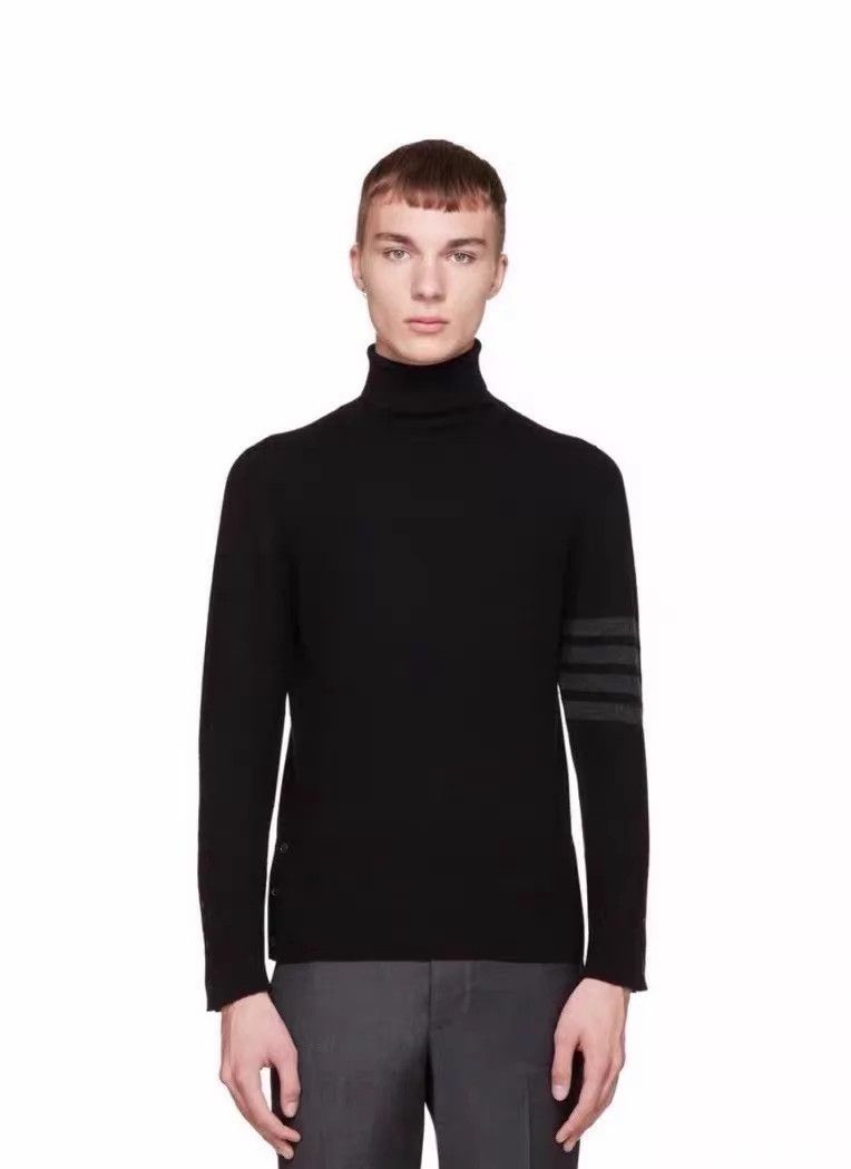 Thom Browne Thom Browne 4-Bar 100% Cashmere Turtleneck Black Runway Size US S / EU 44-46 / 1 - 7 Thumbnail