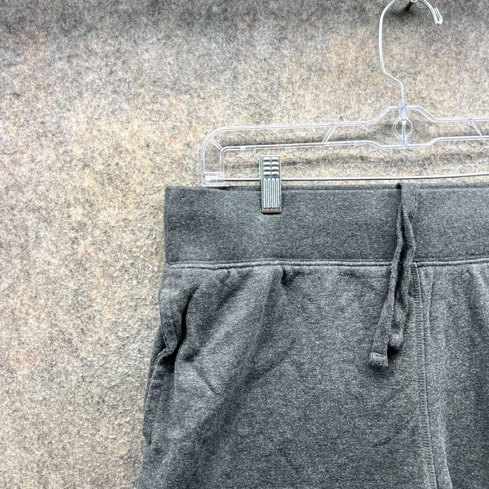 Champion VINTAGE Champion Shorts Mens Large Gray Fleece Drawstring Pocket Athletic Y2K Size US 33 - 6 Thumbnail