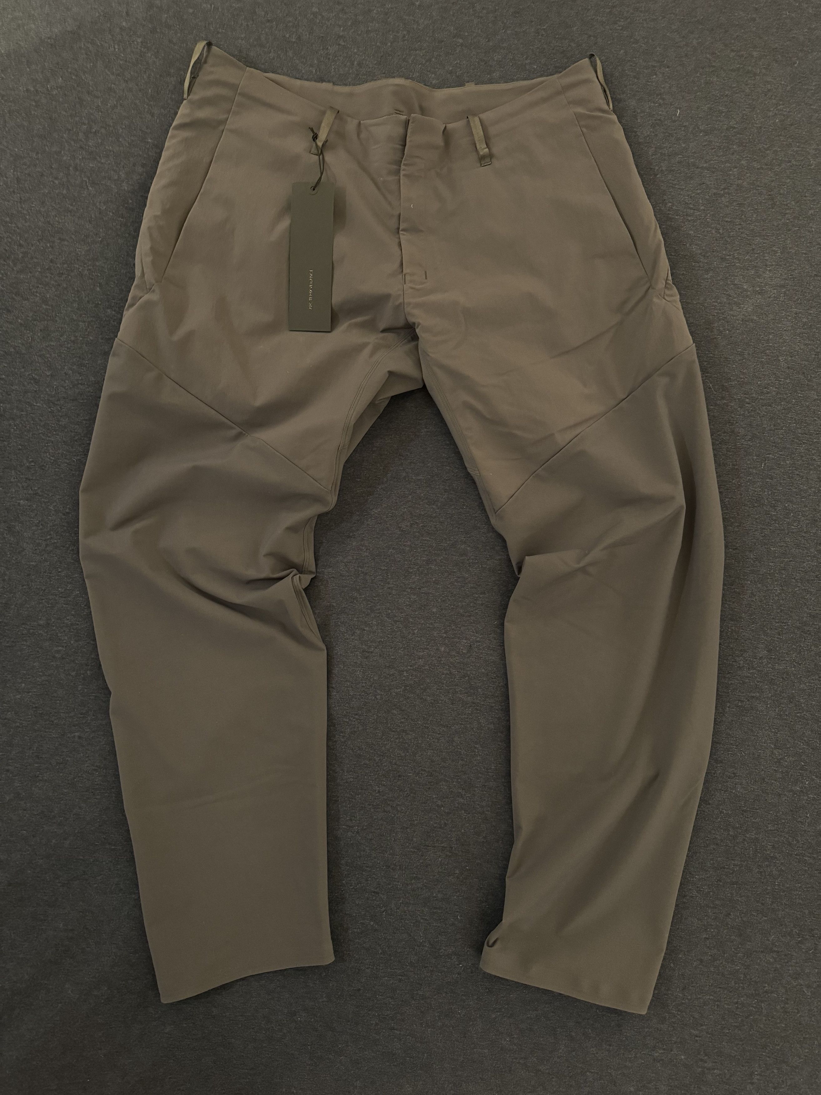 image of Arcteryx x Arcteryx Veilance Fw20 Veilance Dyadic Comp Pants - Ash, Men's (Size 34)