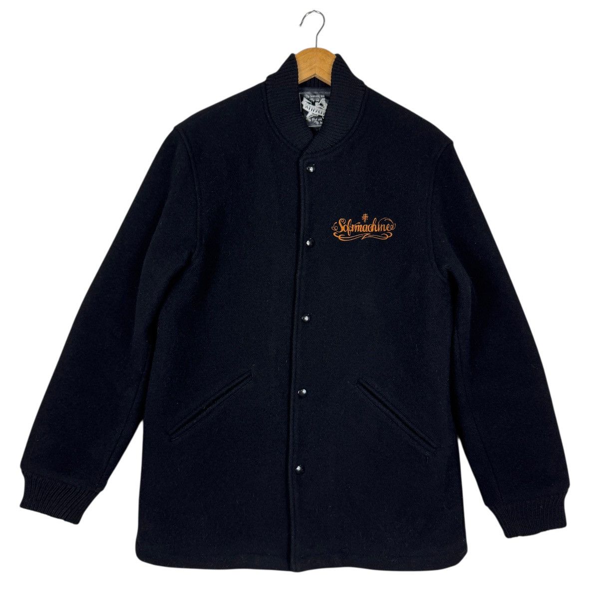 SOFTMACHINE 💥 SOFTMACHINE EMBROIDERY LOGO VARSITY BOMBER JACKET SIZE L Size US L / EU 52-54 / 3 - 3 Thumbnail