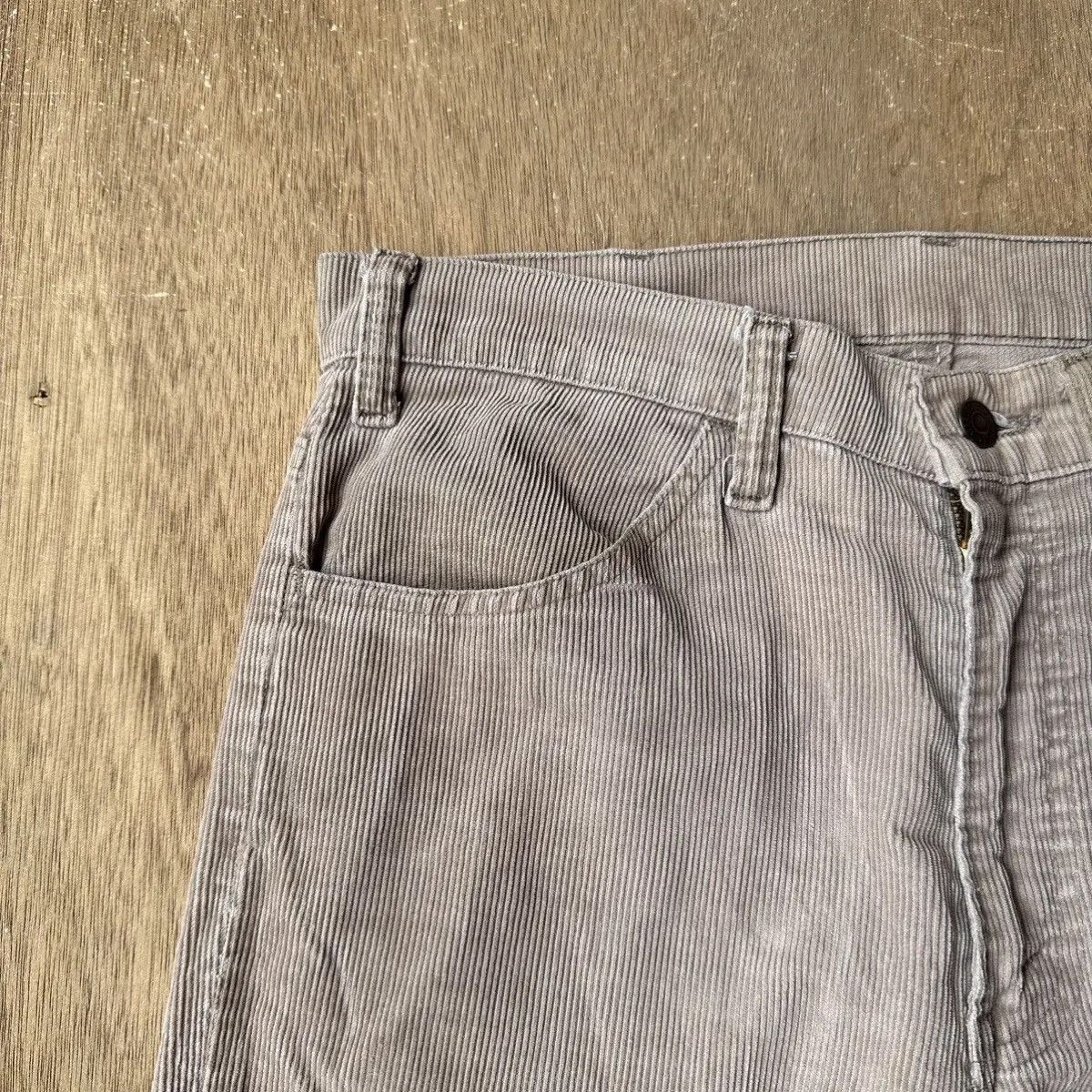 Levi's STEALS 💥 1980’s VINTAGE LEVI’S CORDUROY MADE IN USA PANT Size US 31 - 3 Thumbnail