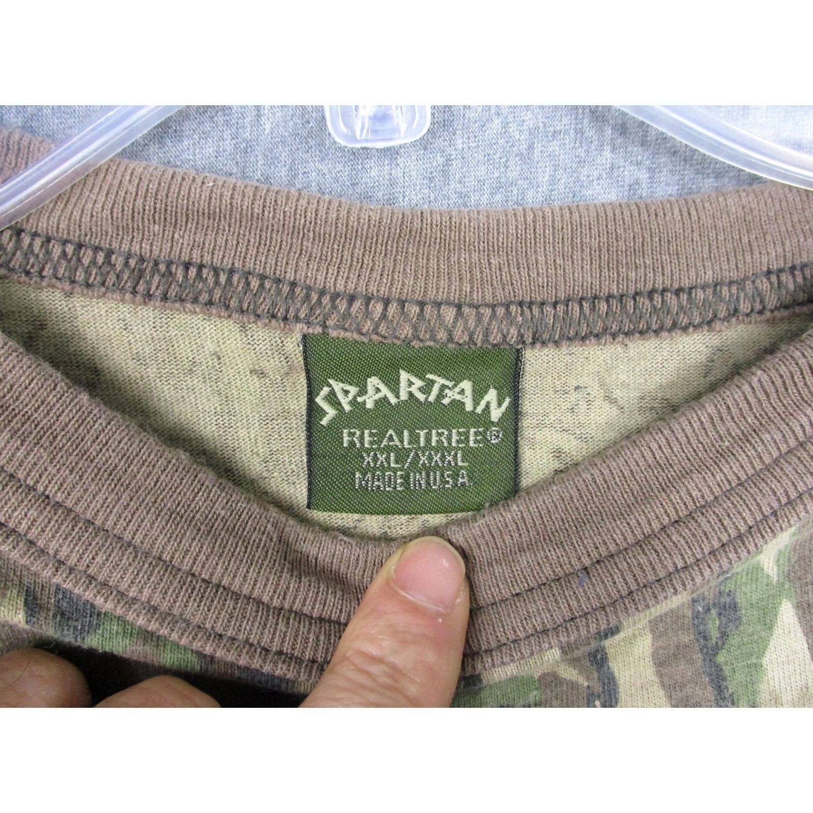 Realtree Spartan Shirt Mens 2XL Brown Realtree Camouflage Long Sleeve Pocket Hunting USA Size US XXL / EU 58 / 5 - 5 Thumbnail