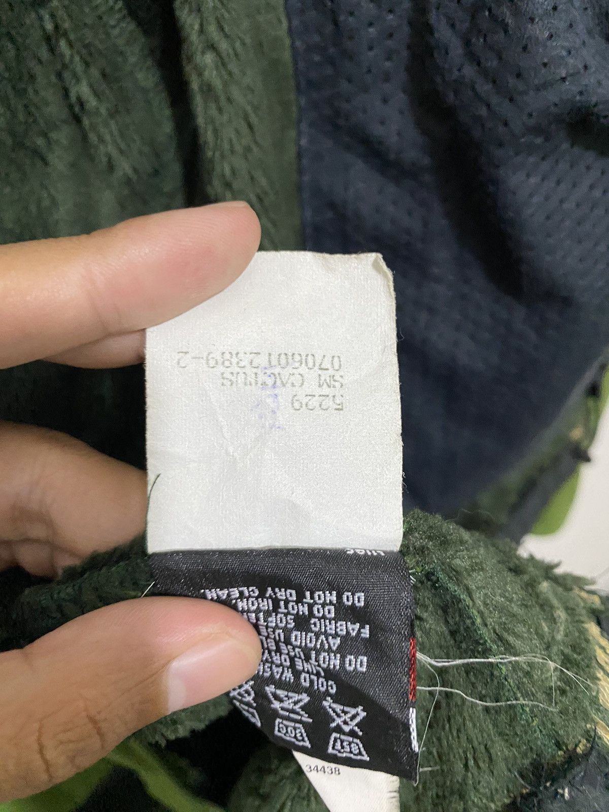Arc'teryx Vintage Arcteryx hylus hooded Softshell Jacket Logo Size US M / EU 48-50 / 2 - 10 Thumbnail
