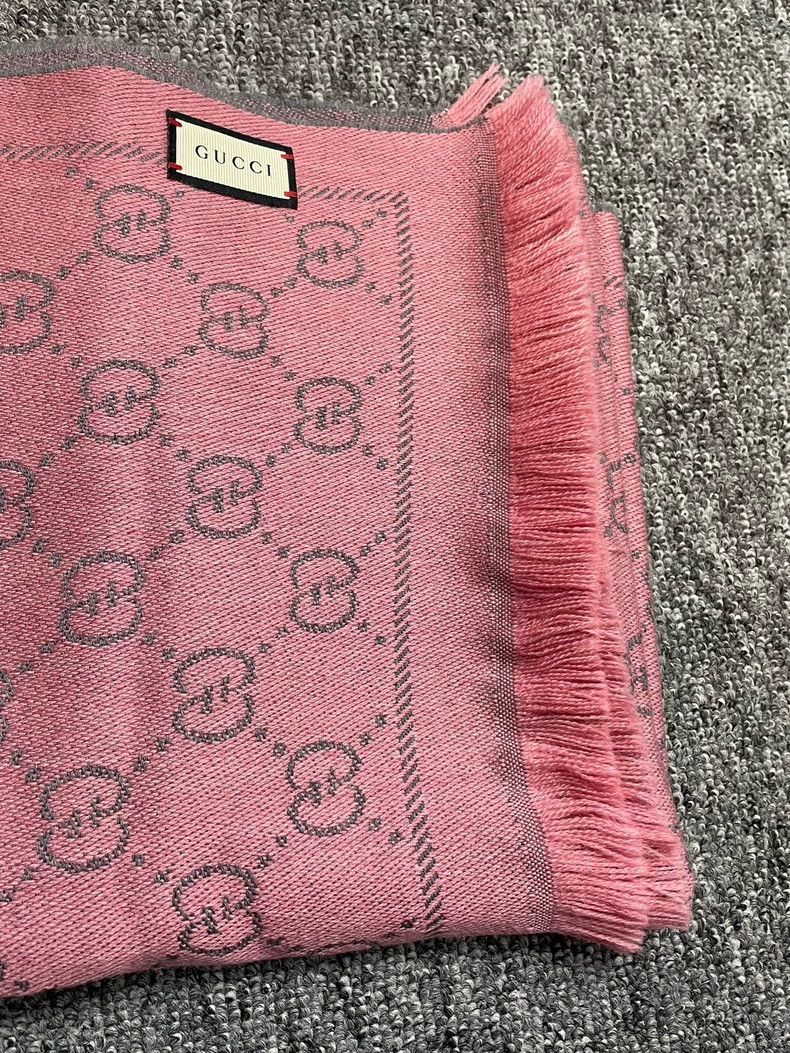 Gucci Gucci Authentic scarf double-sided pink gray wool scarf 250 Size ONE SIZE - 2 Thumbnail
