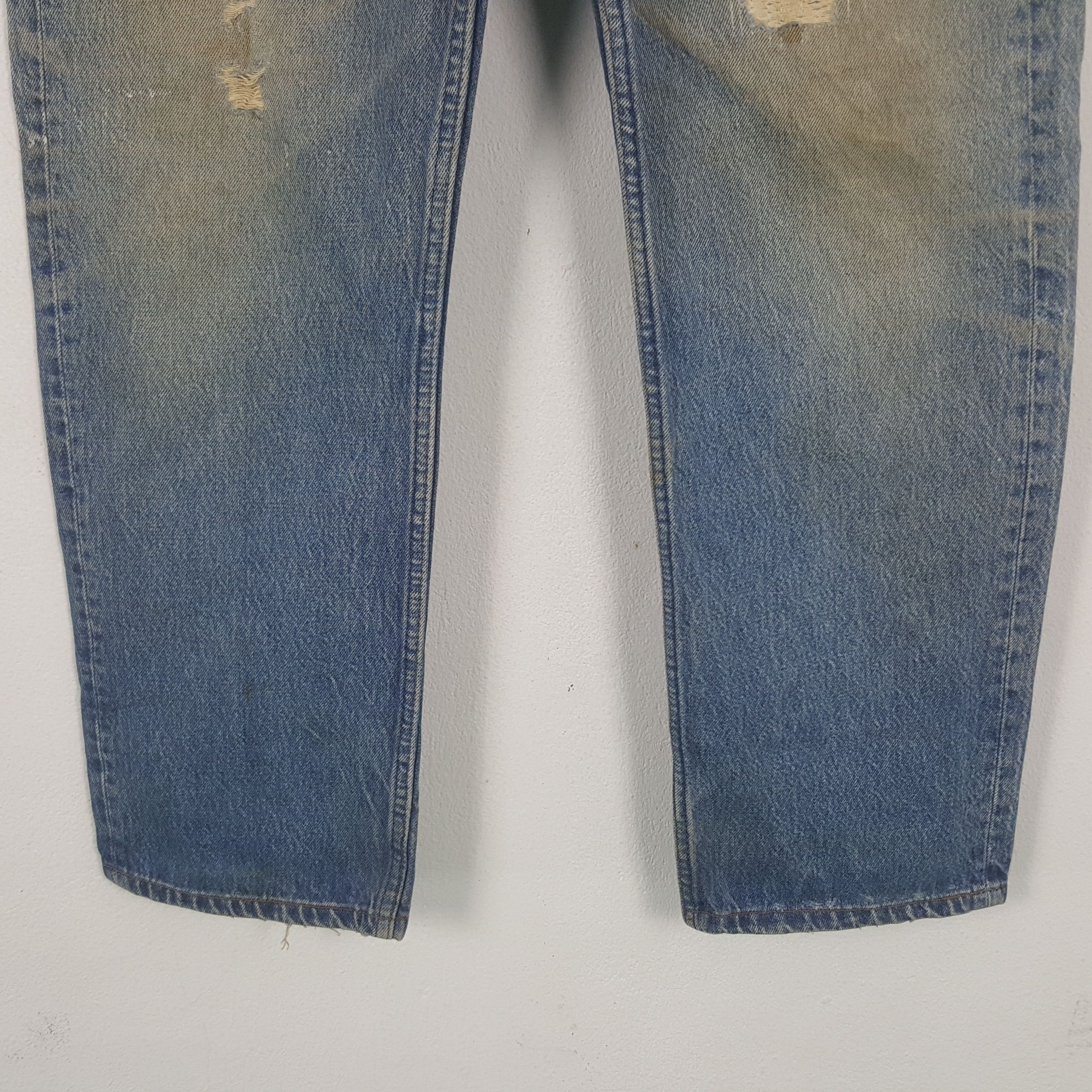 Levi's Vintage Clothing Vintage Levi's 501 Distressed Style Denim Jeans Size US 33 - 3 Thumbnail