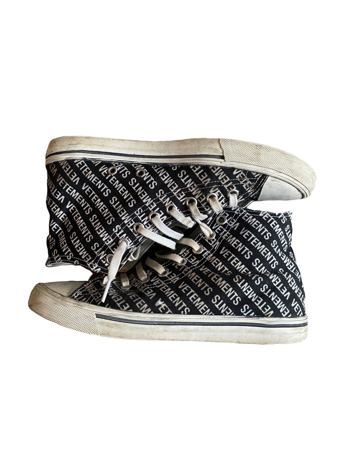 Vetements Vetements All Over Print Hi-top Sneaker Black Size US 8 / EU 41 - 1 Thumbnail