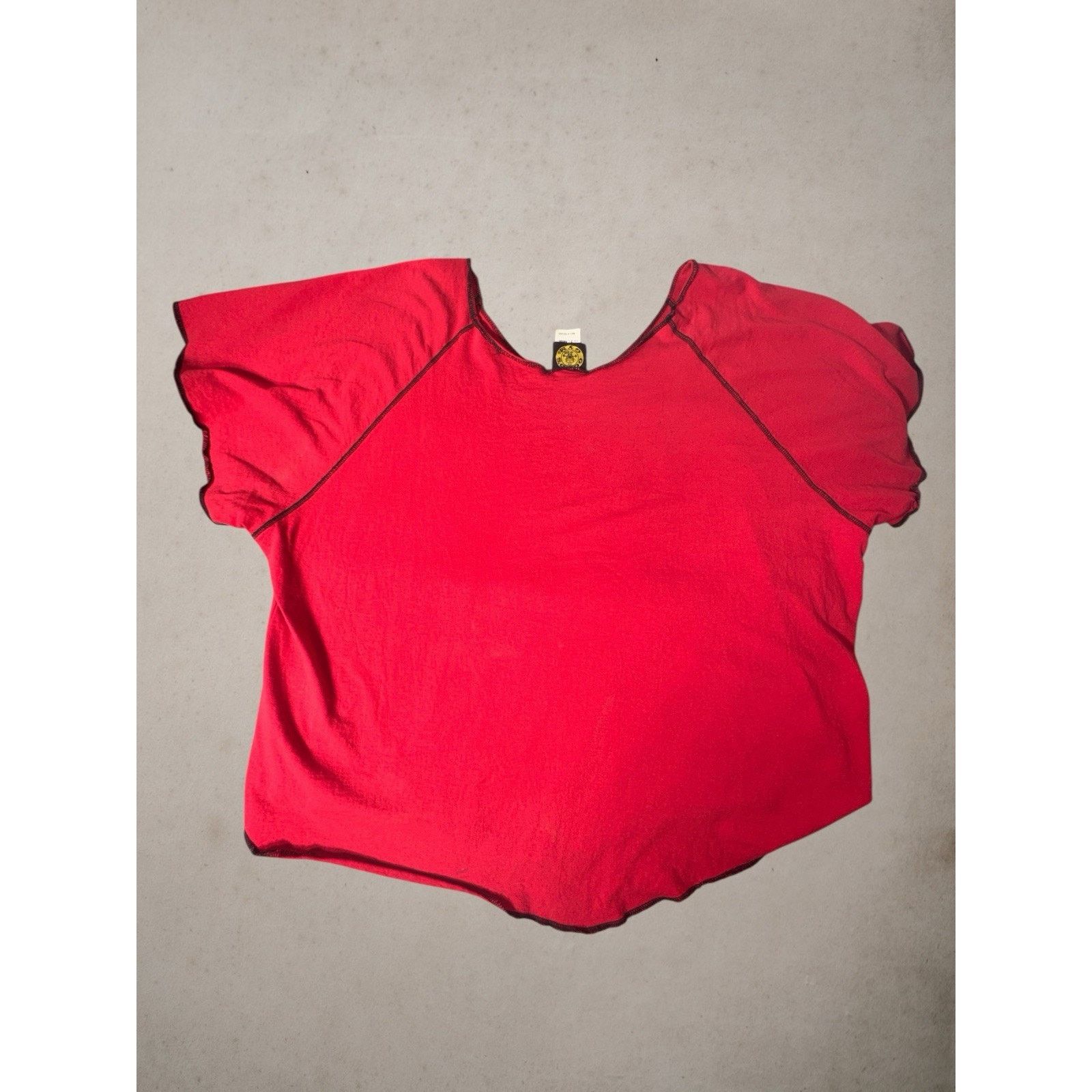 Other Vintage Gold’s Gym Crop Top T Shirt Red Cancun USA Made XL Size US XL / EU 56 / 4 - 5 Thumbnail