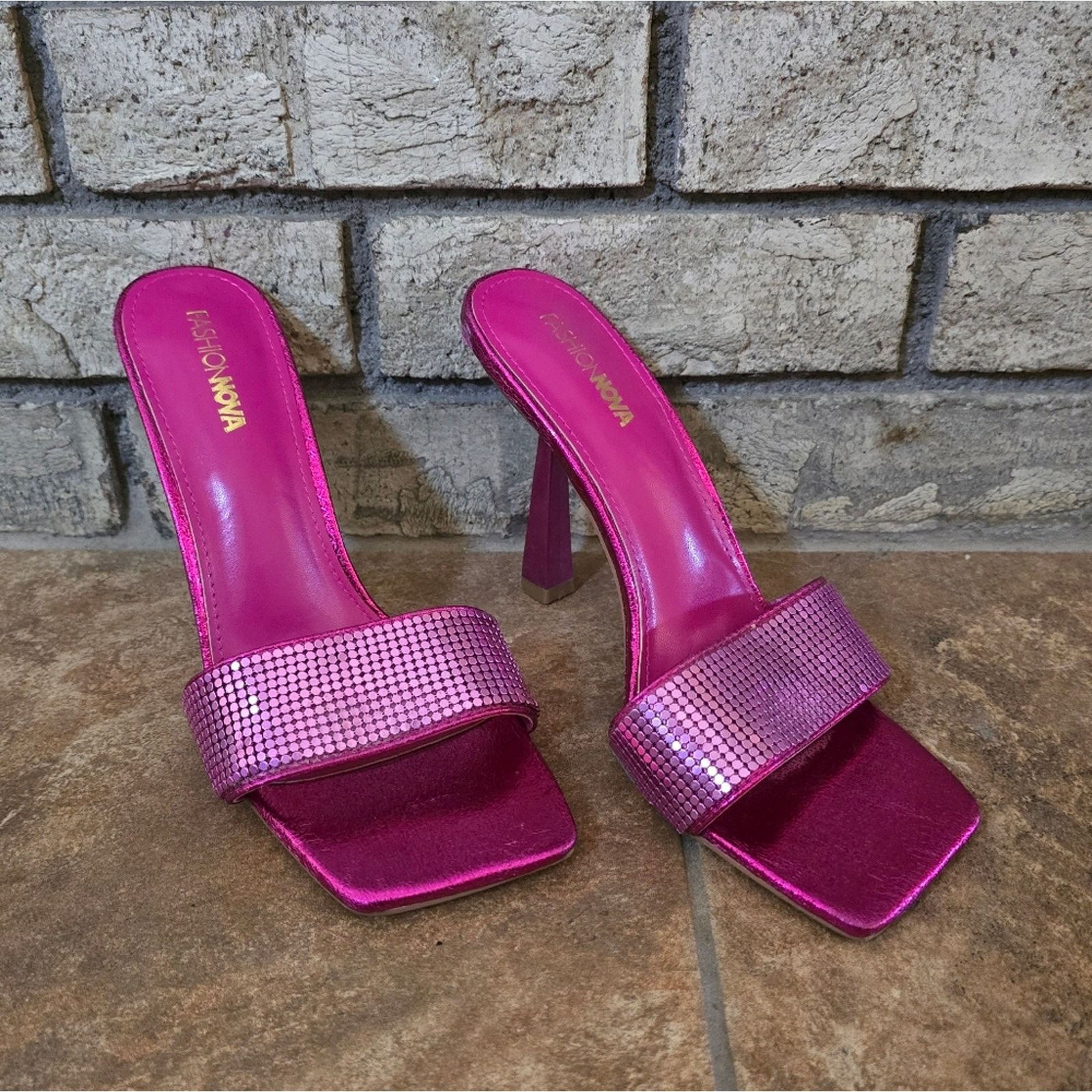 Other Pink | FASHION NOVA | Kitten Heels Size US 7.5 / IT 37.5 - 2 Thumbnail