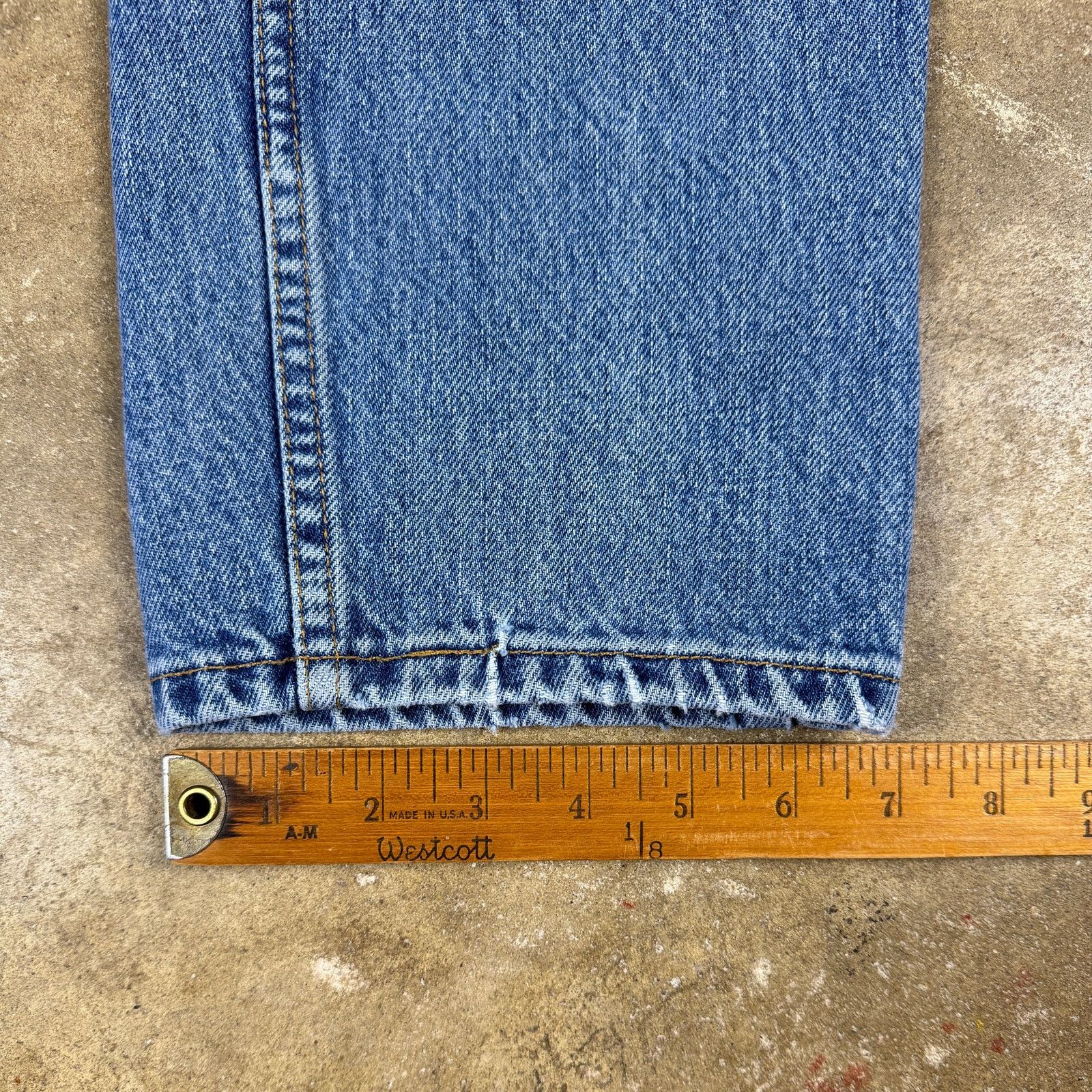 Levi's Vintage Clothing Vintage Levi’s 550 Relaxed Fit Tapered Women’s Size 14 Reg Size 36" / US 14 / IT 50 - 13 Thumbnail