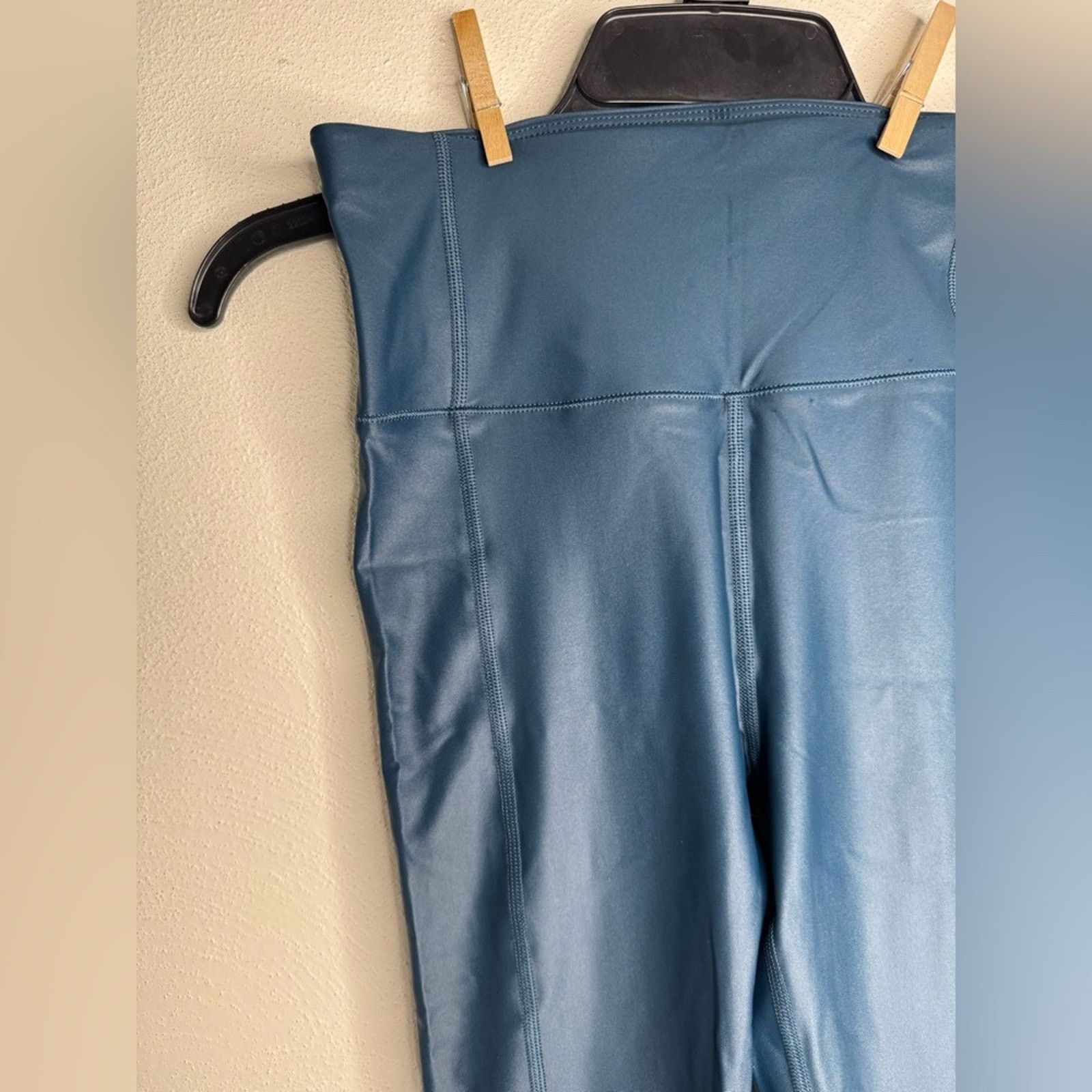Sweaty Betty Sweaty Betty High Shine Blue 7/8 Leggings Size 25" / US 0 / IT 36 - 4 Thumbnail