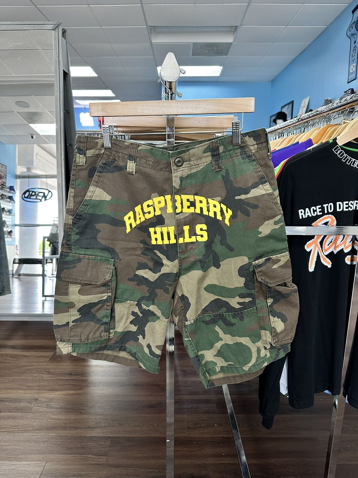 GV Gallery RH Camo Shorts