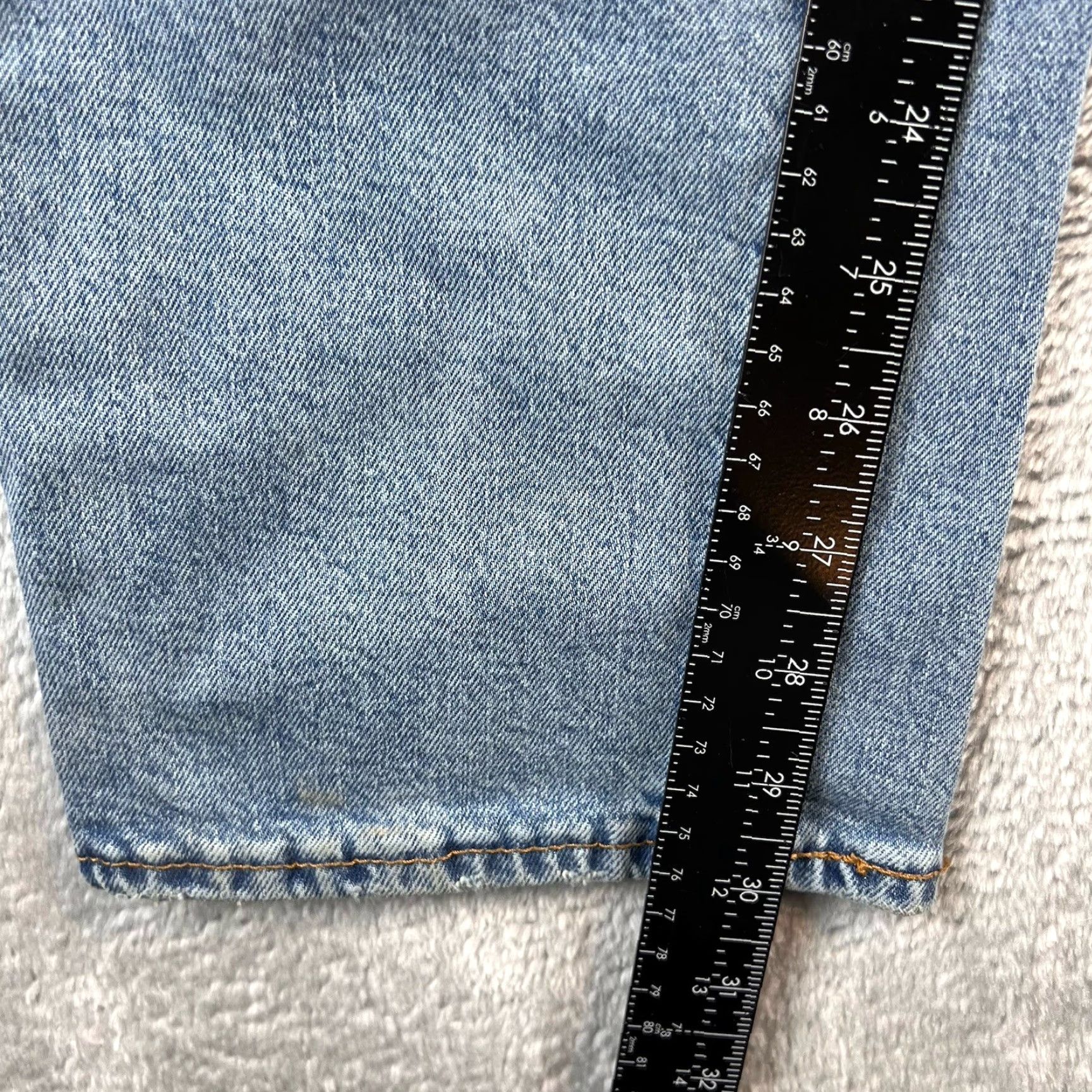 Levi's Levi's 541 Jeans Mens 31x32 Medium Wash Distressed Straight 5-Pocket Denim Logo USA 500 Series Regular Waist Blue Size US 31 - 5 Thumbnail