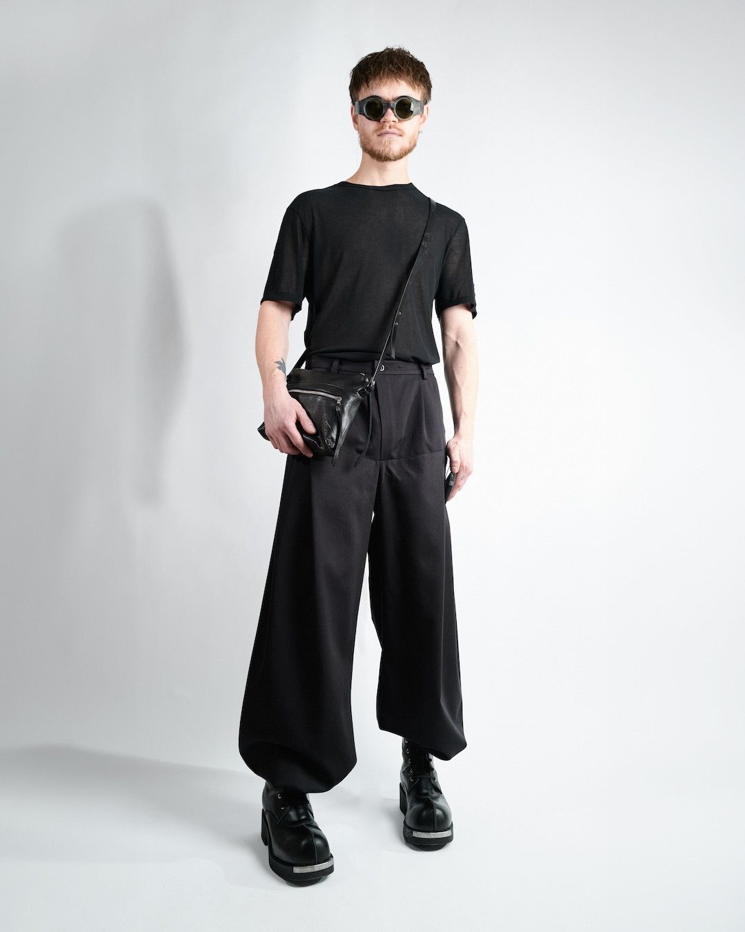 Other NKTRMNV CONTOUR TROUSERS BLACK Size US 34 / EU 50 - 2 Thumbnail