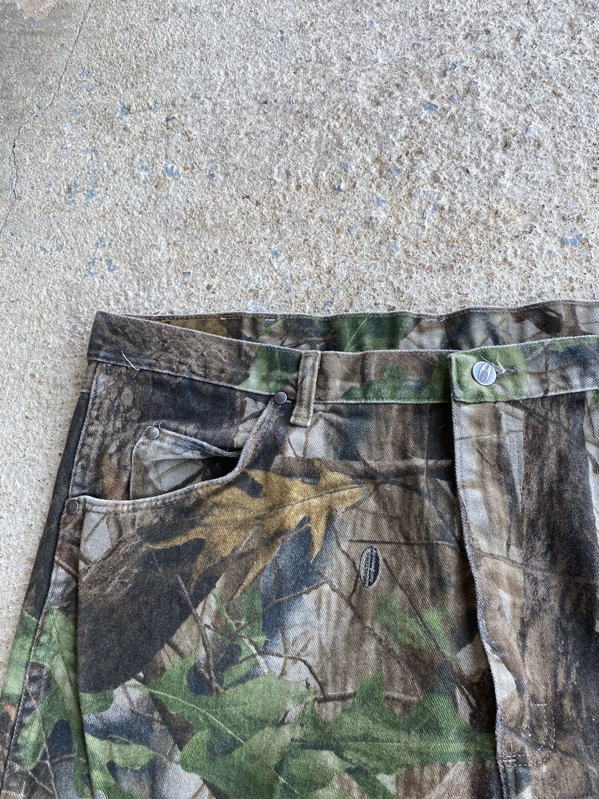 Realtree × Vintage × Wrangler Vintage Y2K Wrangler Realtree Camo Carhartt Pants W40xL25 Size US 40 / EU 56 - 6 Thumbnail