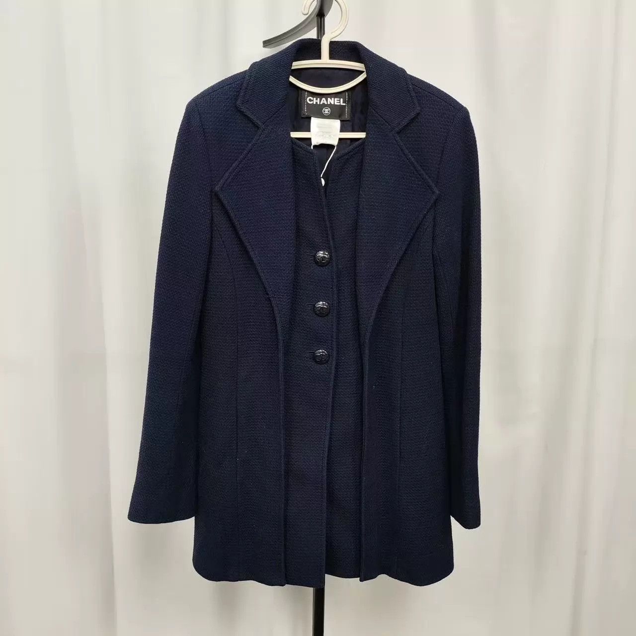 Chanel CHANEL Navy Blue Two-Tone Women's Jacket Size 38 Size S / US 4 / IT 40 - 1 Thumbnail