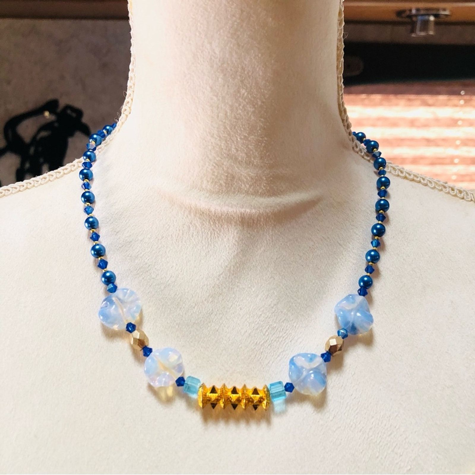 Other Handcrafted repurpose vintage opalite Czech glass necklace Size ONE SIZE - 2 Thumbnail