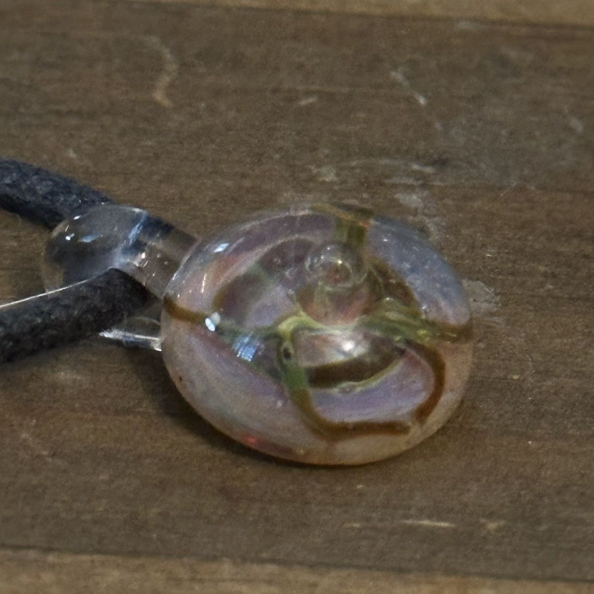 Vintage Vintage hand blown glass pendant cord necklace Size ONE SIZE - 4 Thumbnail