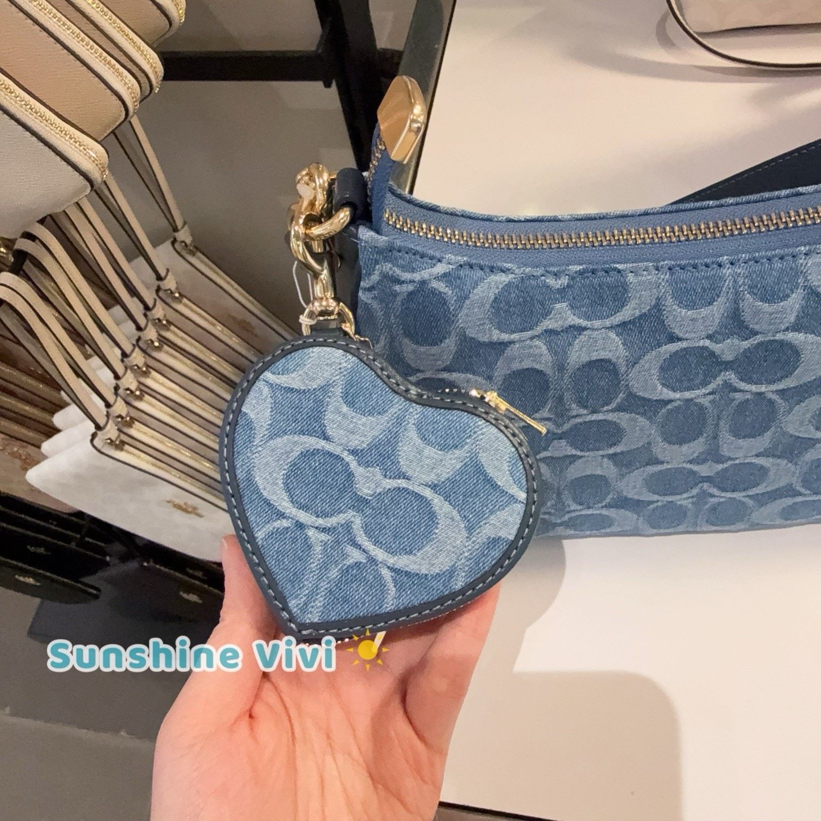 Coach NWT coach Heart Bag Charm Signature Denim CDF55 Gold/Indigo Size ONE SIZE - 6 Thumbnail