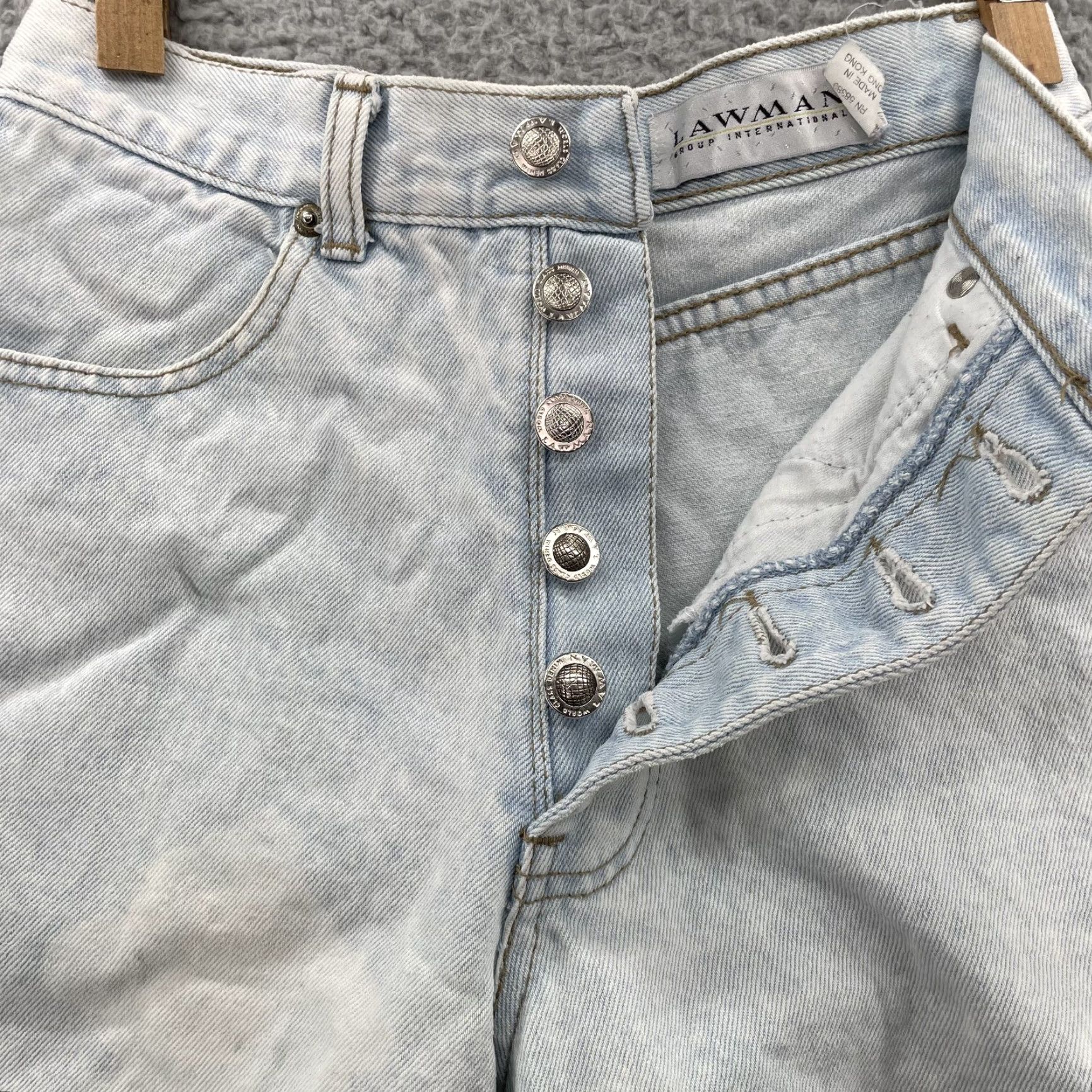 Vintage VINTAGE Lawman Bermuda Shorts Women 5 Blue Denim 90s Retro Classic Americana 80s Cotton Jeans Shorts Womens Size 27" / US 4 / IT 40 - 6 Thumbnail