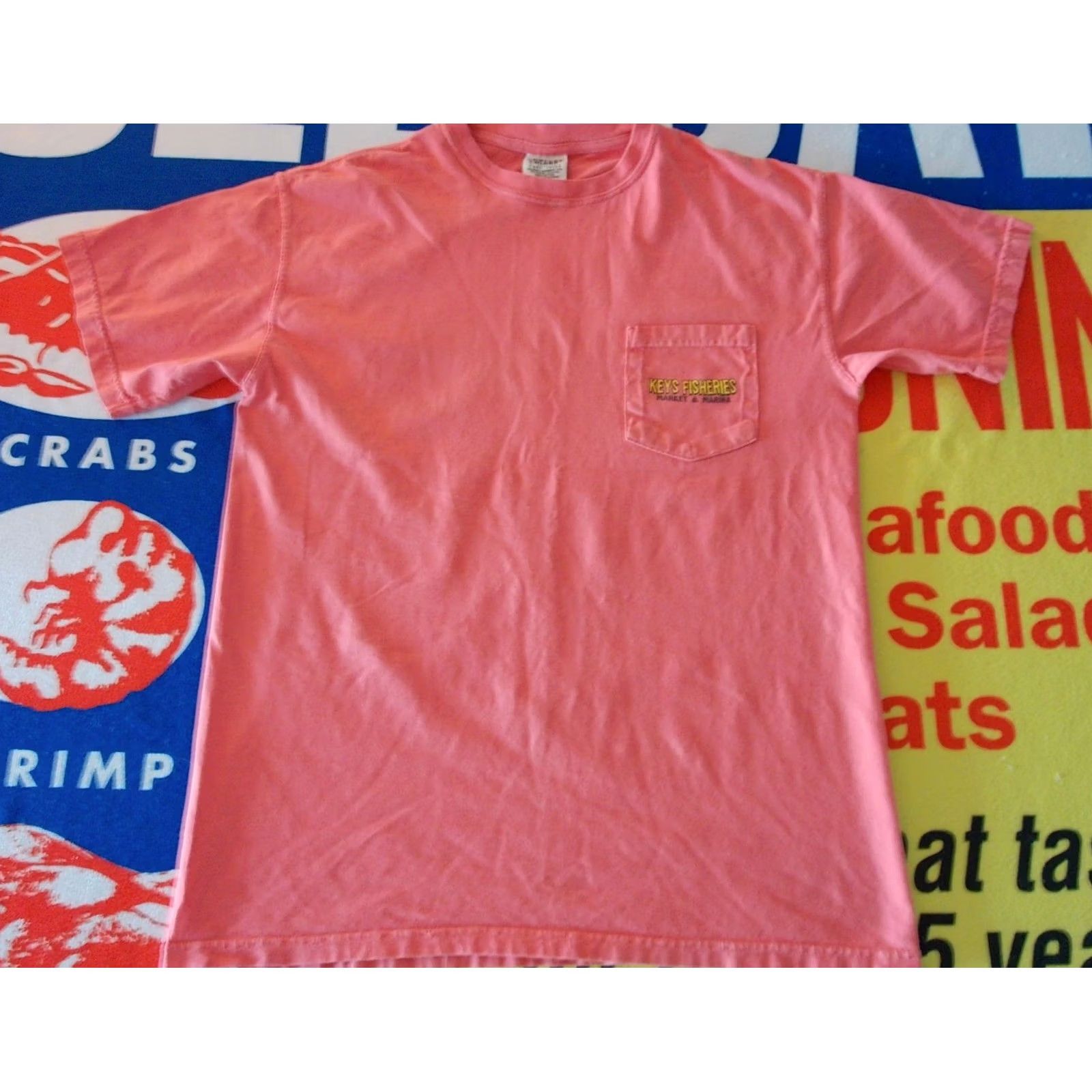 Comfort Colors KEYS FISHERIES Market & Marina Rock Lobster MARATHON FLORIDA Shirt Men's Med Size US M / EU 48-50 / 2 - 3 Thumbnail