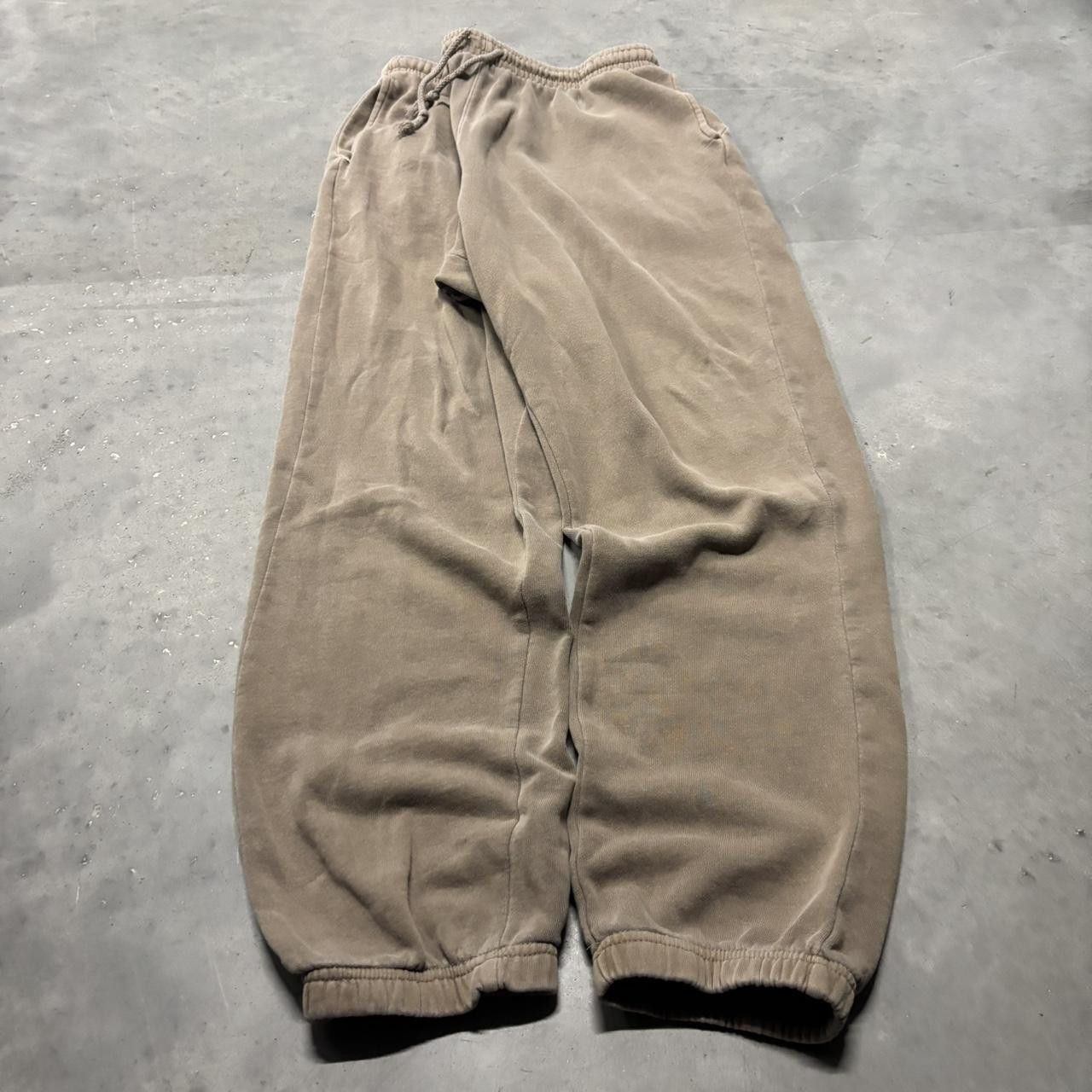 Japanese Brand × Vintage Crazy Vintage Y2K/2000s Faded Brown Streetwear Essential Sweatpants! Size US 34 / EU 50 - 3 Thumbnail