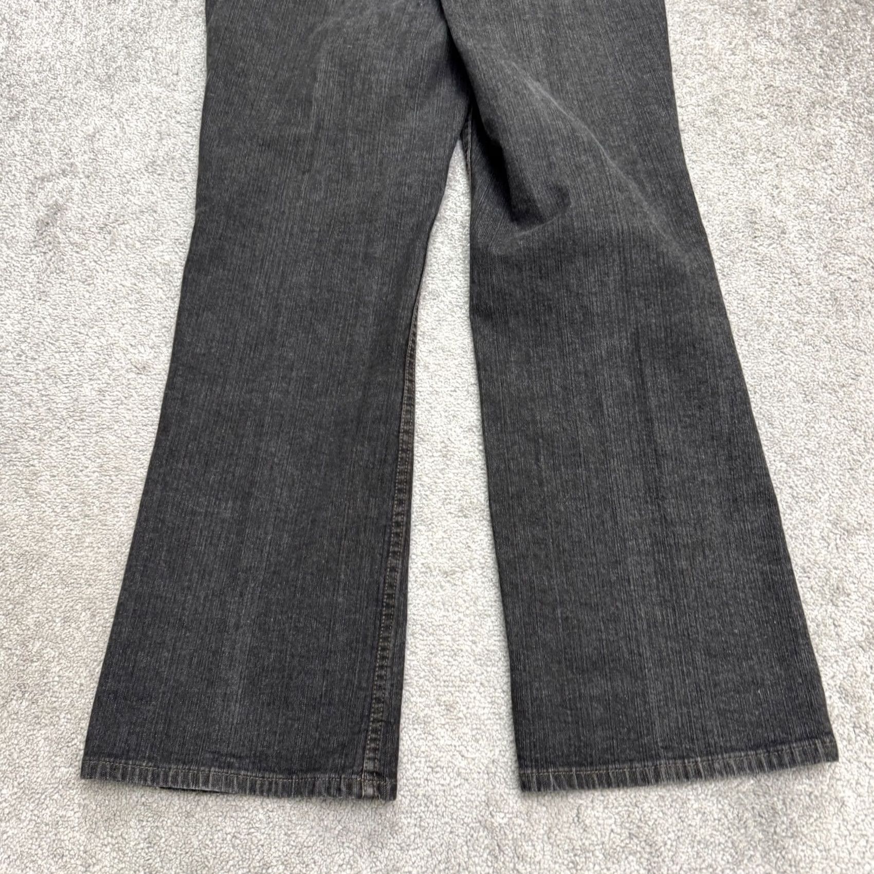 Coldwater Creek Coldwater Creek Black Denim Jeans Womens 16 High Rise Straight Leg 5-Pocket 31.5 in Inseam Cotton 35 in Waist Regular Fit Size 38" / US 16 / IT 52 - 3 Thumbnail